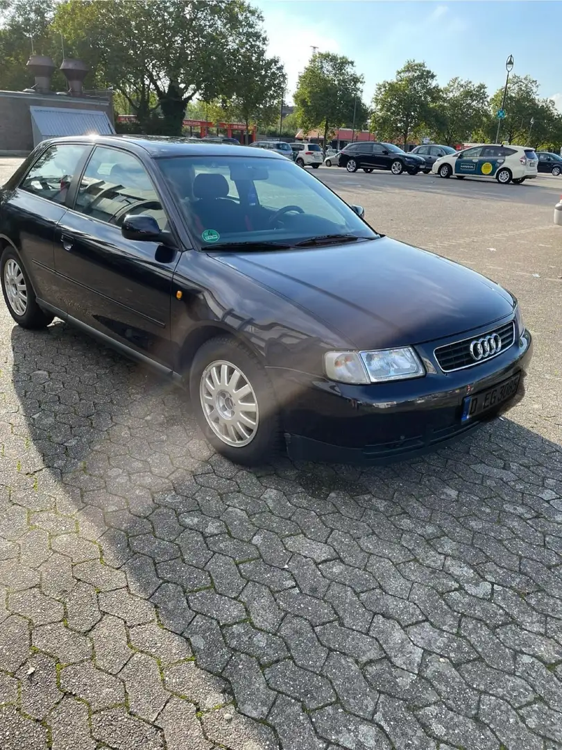Audi A3 1.6 Ambiente - 2