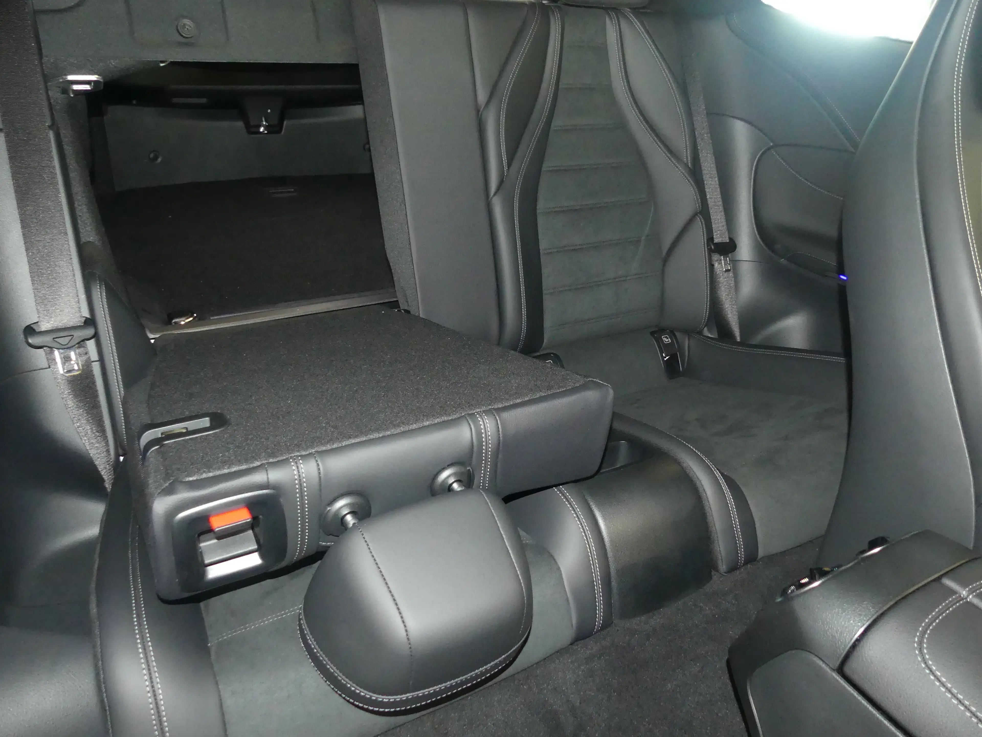 Mercedes-Benz CLE 200 COUPE', Edition AMG Line Advanced Plus, PSD, NIGHT — photo 14