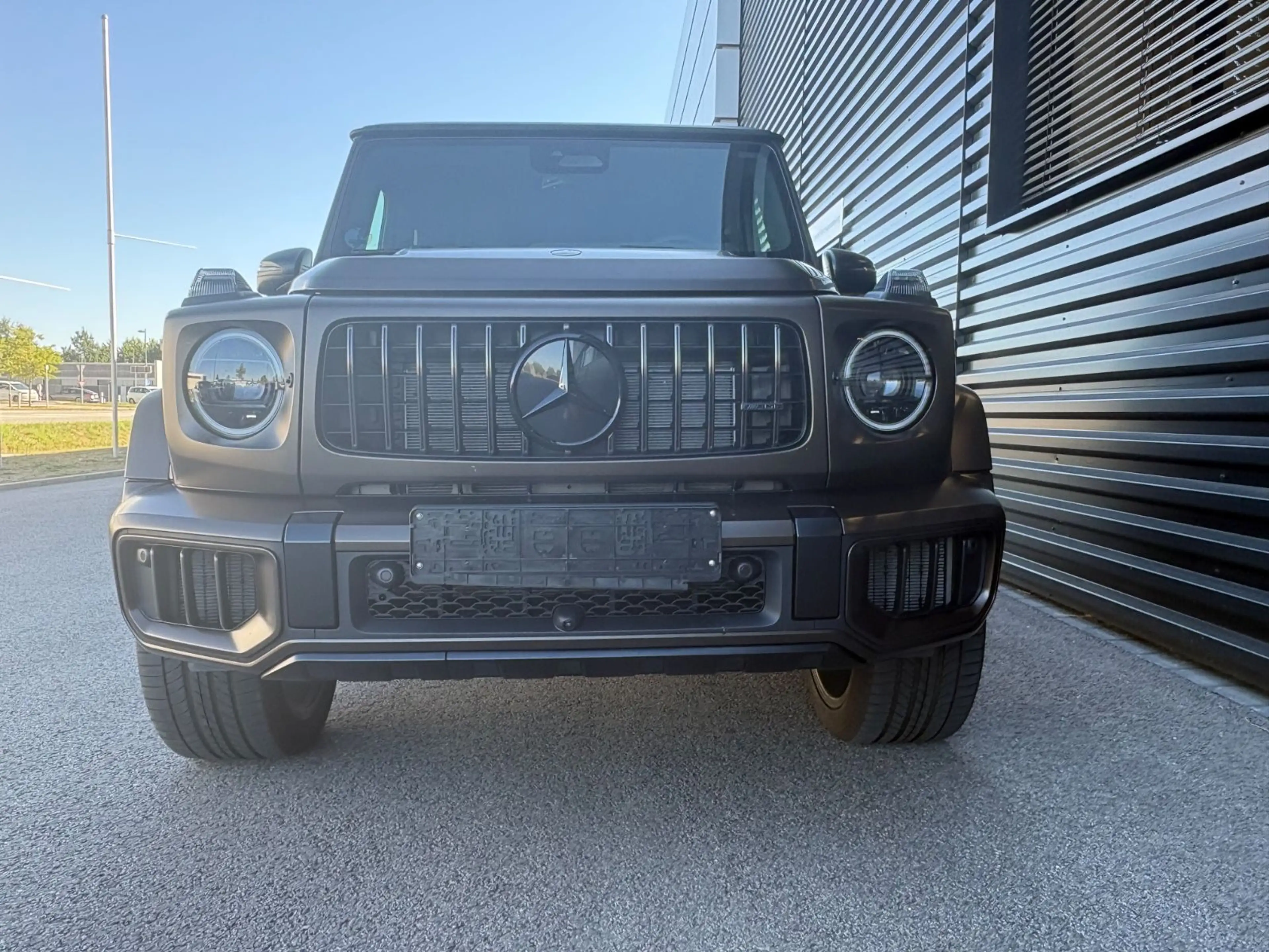 Mercedes-Benz G 63 AMG MEGAVOLL-1.HAND-1700 KM !! FACELIFT — photo 14