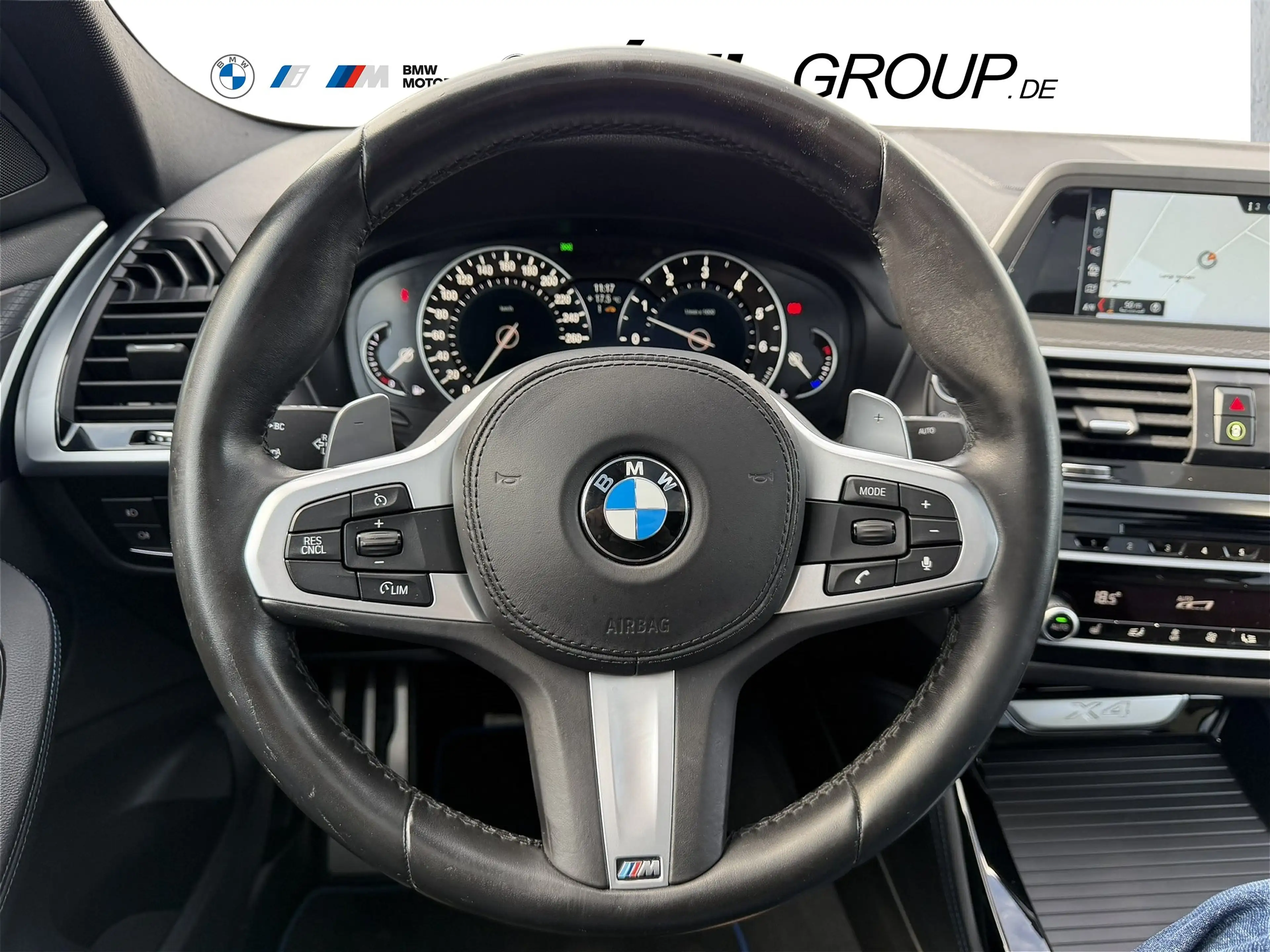 BMW X4 xDrive20i M Sport X PANORAMA AHK HEADUP ADAPT LED — photo 12