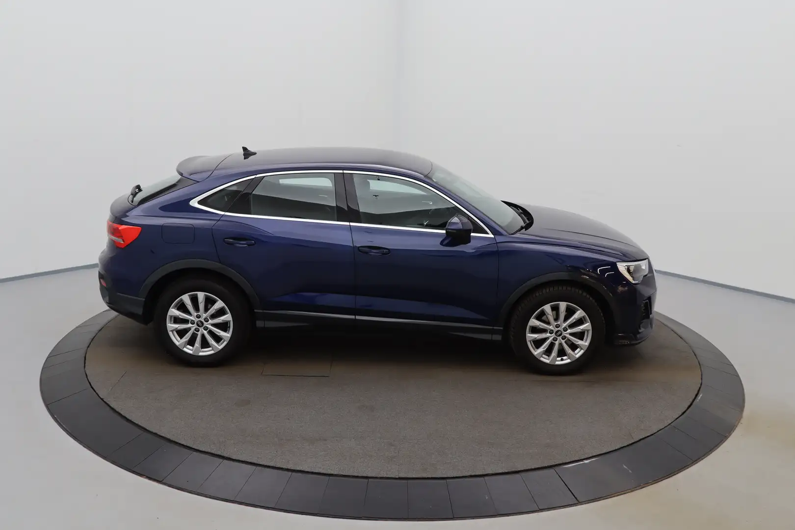 Audi Q3 Sportback 35 TDi S-Tronic Business+ Ed. LEDER/CUIR Bleu - 1