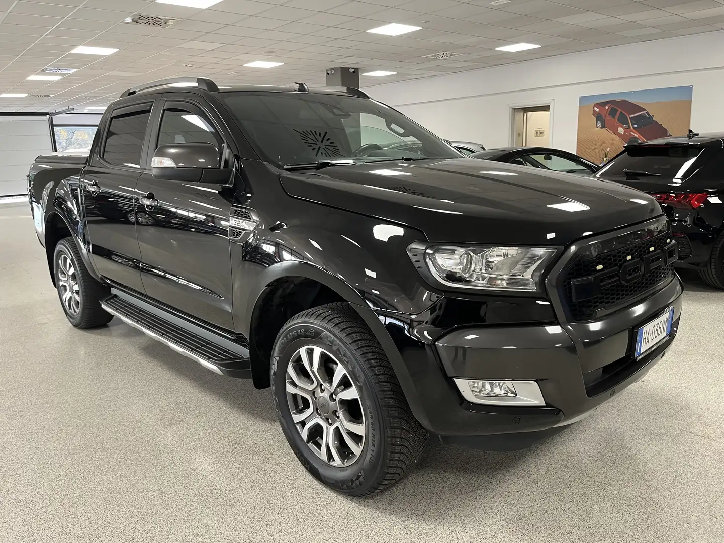 Ford Ranger 3.2 tdci Wildtrak 200cv auto PREZZO FINALE Nero - 1