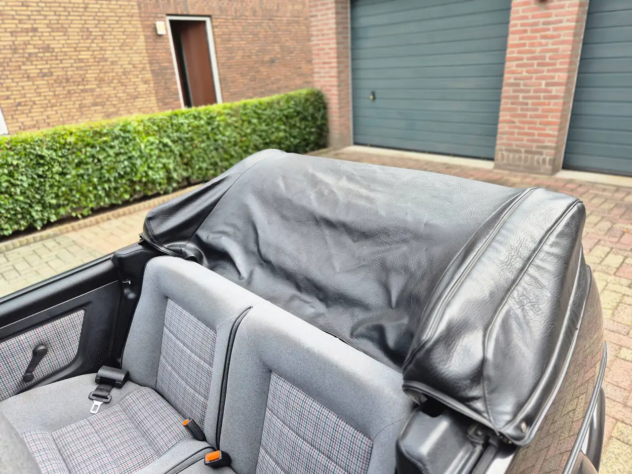 Volkswagen Golf Cabriolet 1.8 Karmann, foto 10