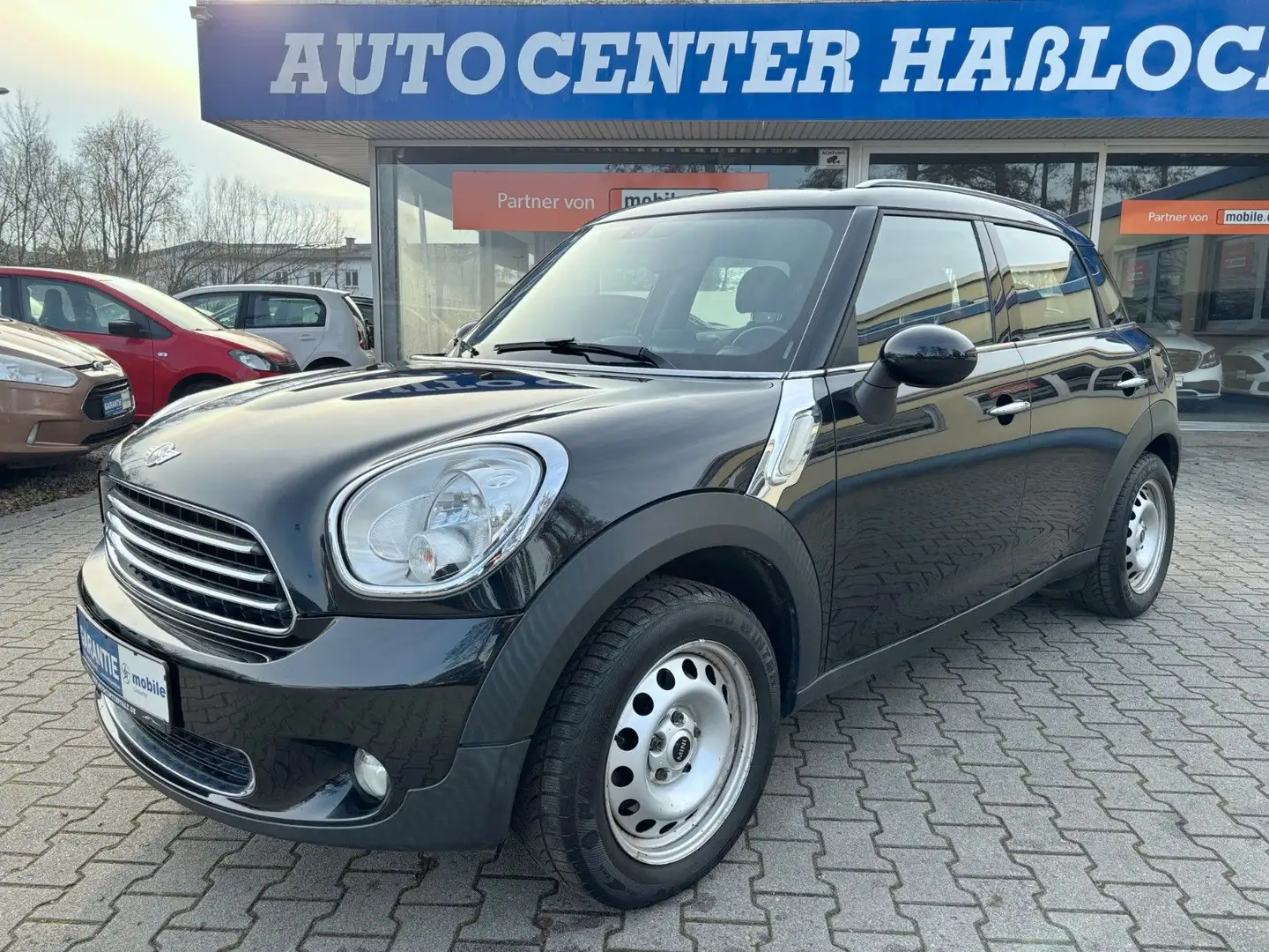 MINI Cooper Countryman Pepper Schwarz - 2