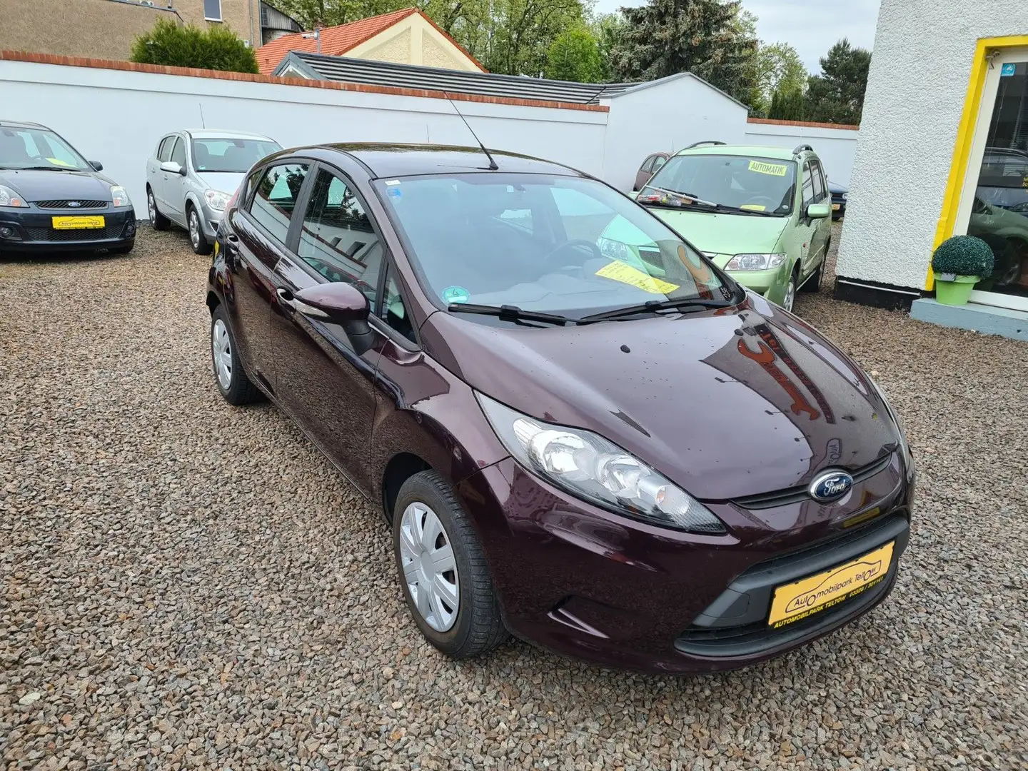 Ford Fiesta Trend 5 Türig aus 1 Hand erst 83000 km Violett - 2