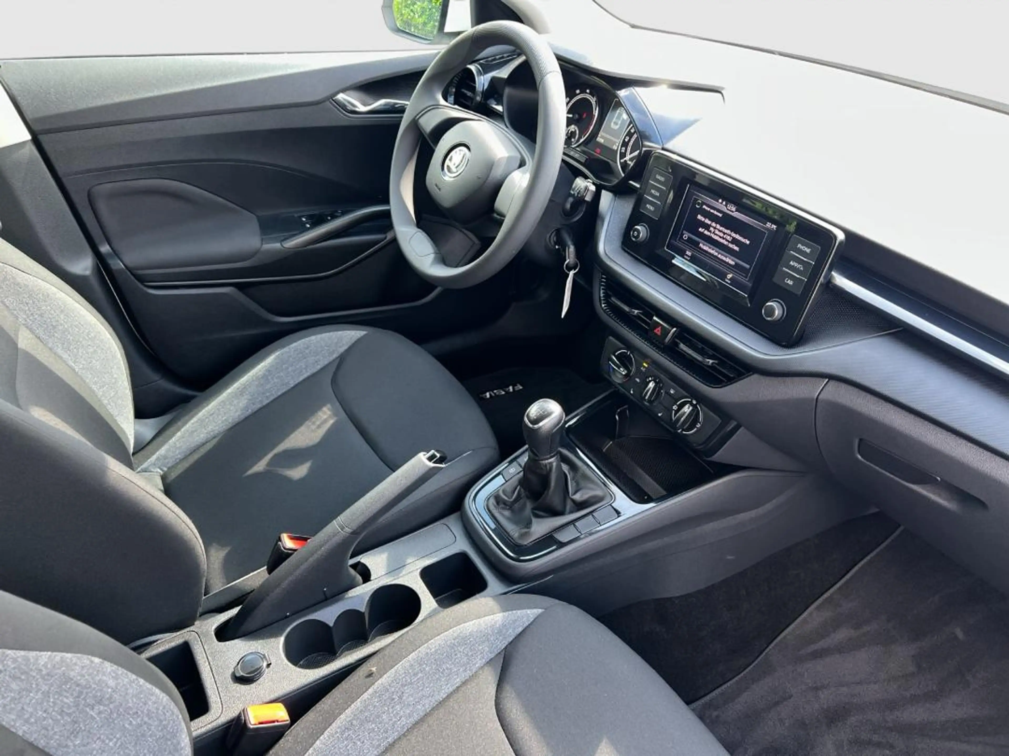 Skoda Fabia Active 1.0 80PS BT+PDC+SITZHEIZUNG+5-GANG — photo 15