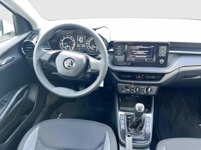 Skoda Fabia view 11