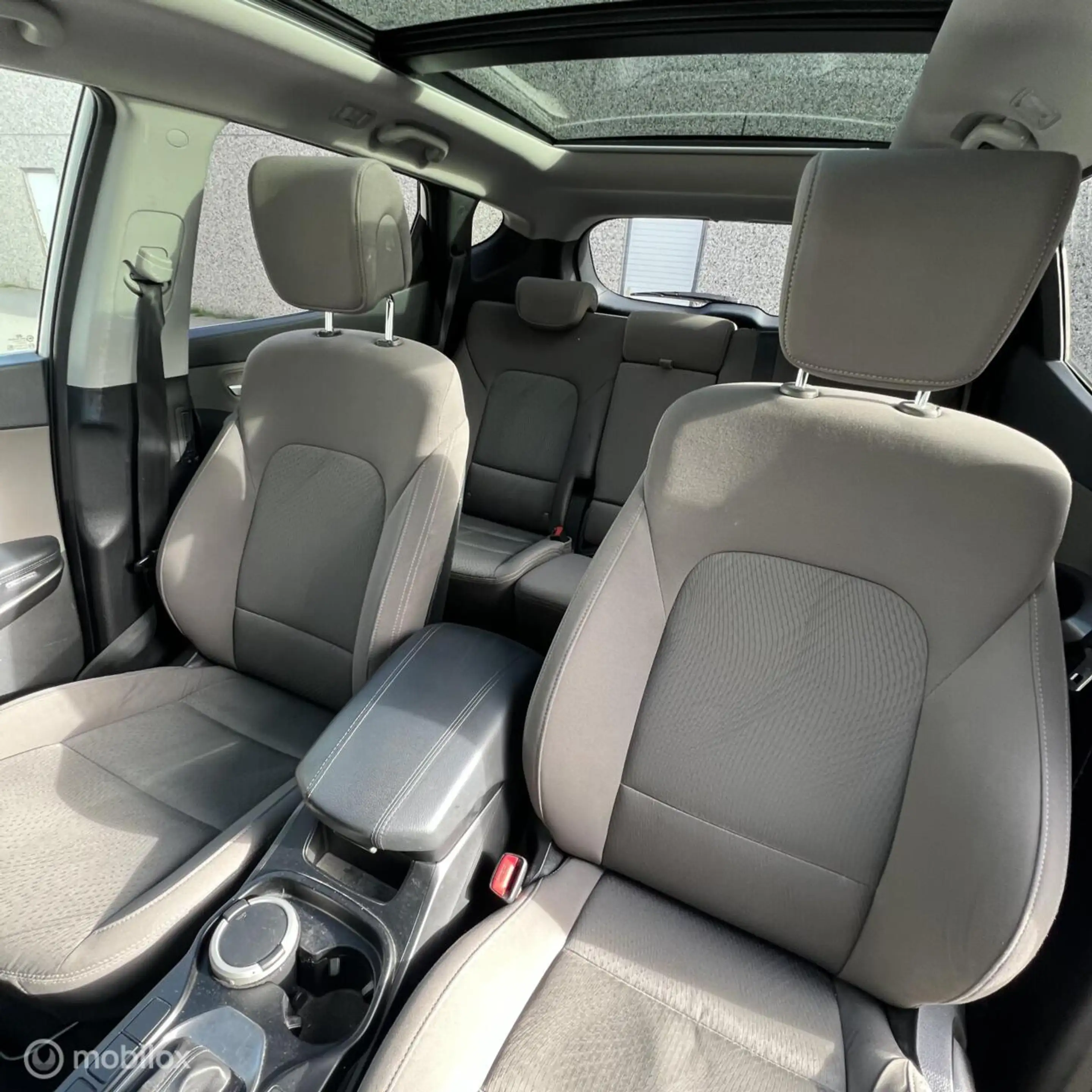 Hyundai SANTA FE 2.2 CRDi 4WD i-Catcher - Automaat — photo 9