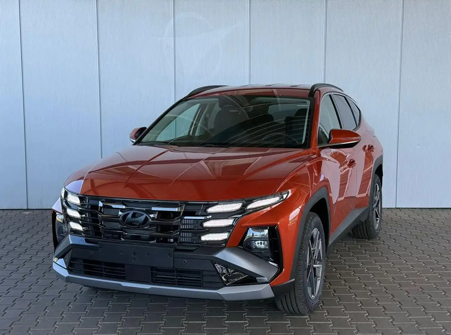 Hyundai TUCSON E-Motion 1.6 T-GDi 2WD 48V DCT / ACC Sitz + Len... Arancione - 1