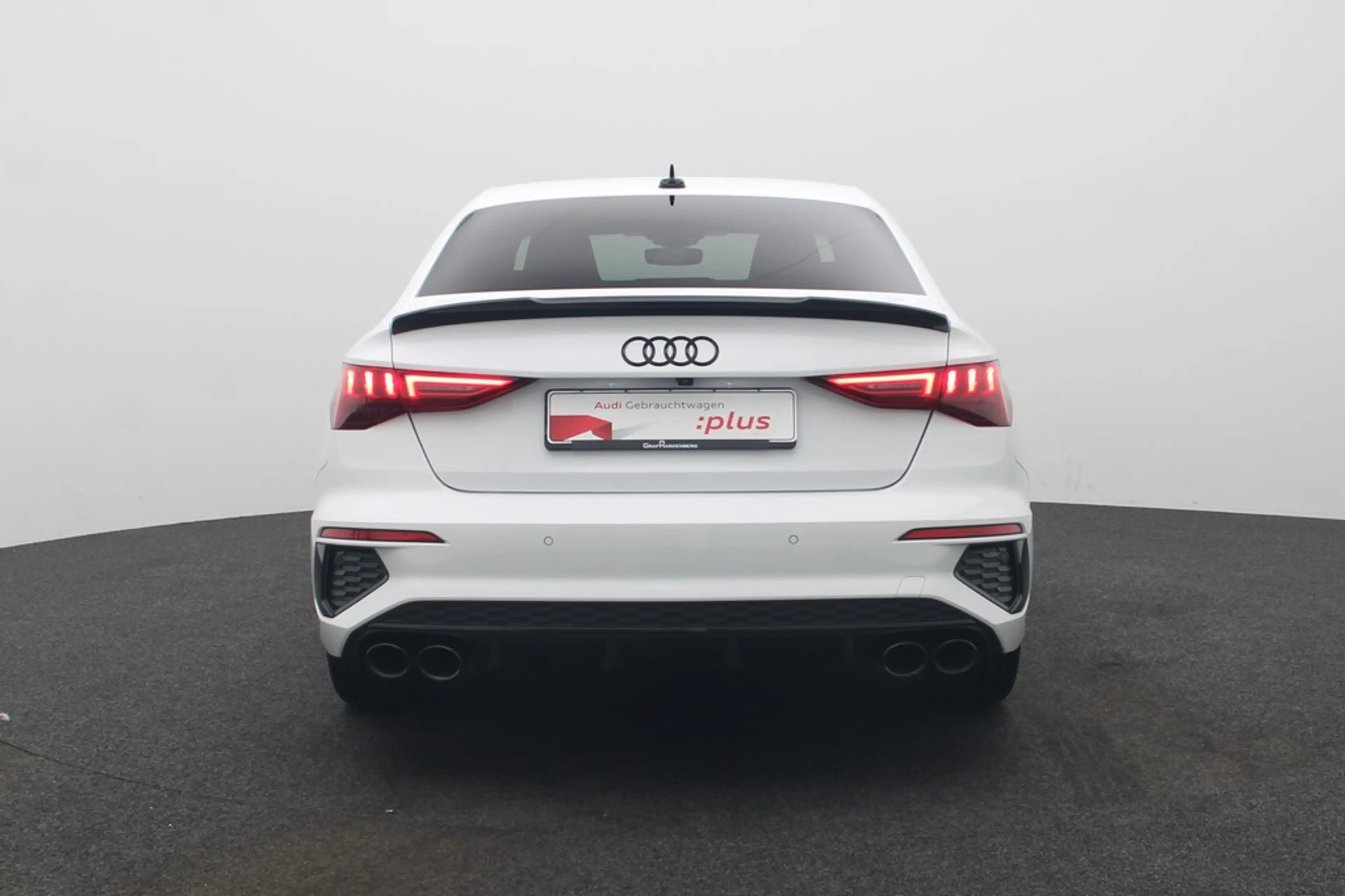 Audi S3 Lim. 2.0 TFSI quattro . LED Navi B&O — photo 4