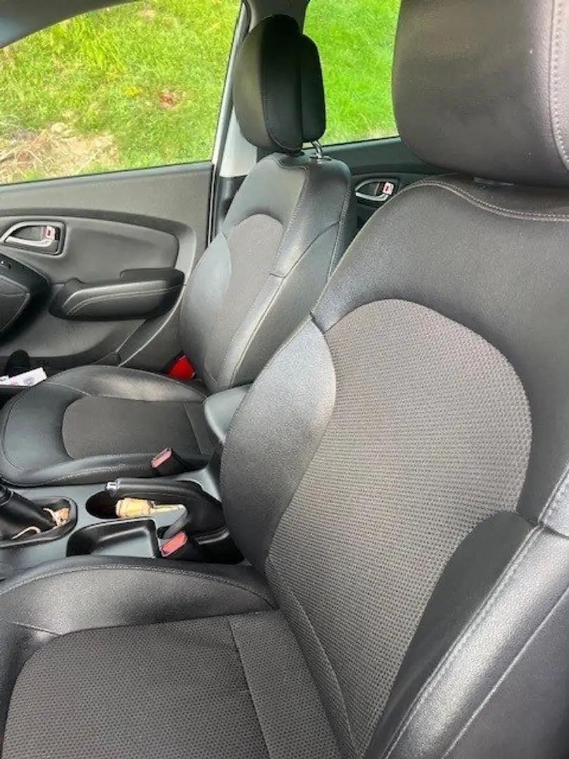 Hyundai iX35 ix351.7 crdi Xpossible 2wd FL Bianco - 2