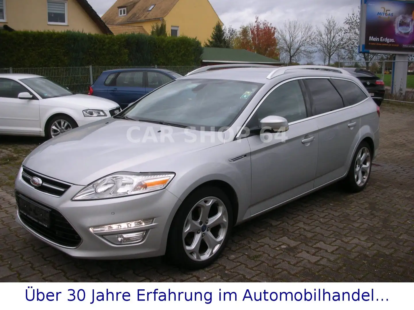 Ford Mondeo Turnier Titanium -NAVI/SHZ/FSHZ/AHZV/PDC- Silber - 1