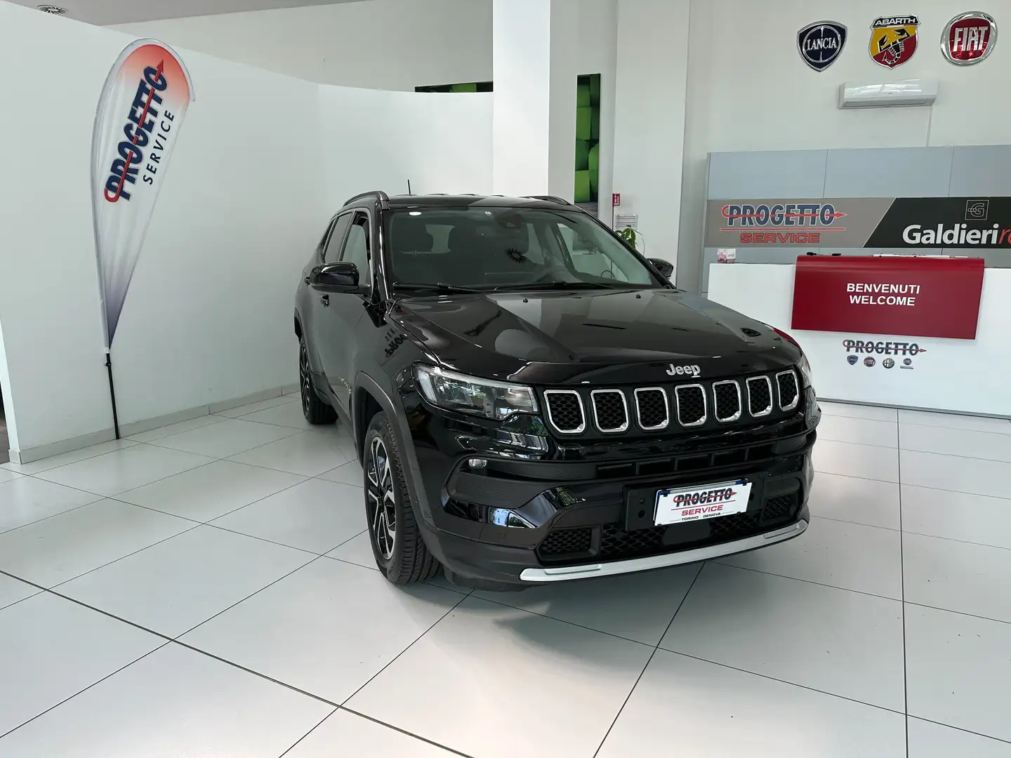 Jeep Compass Compass 1.3 turbo t4 Limited 2wd 130cv Noir - 1