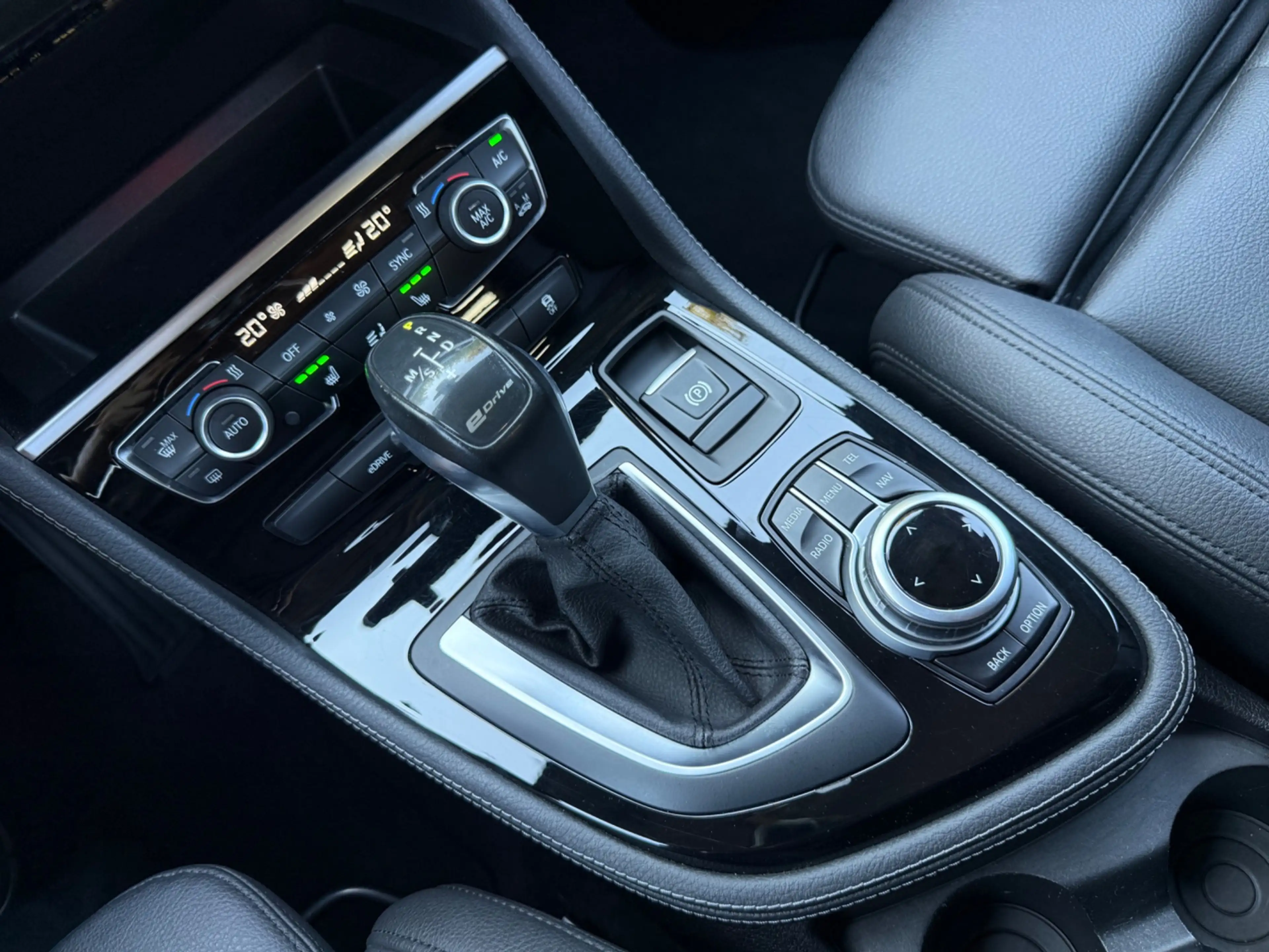BMW 225 2-serie Active Tourer 225xe Centennial Executive, — photo 44