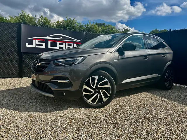 Opel Grandland X view 2