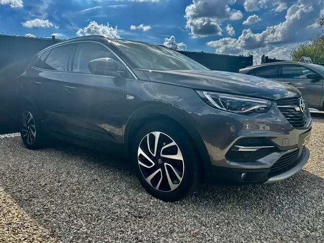 Opel Grandland X view 6