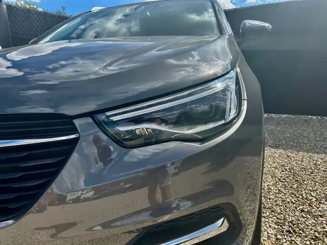 Opel Grandland X view 5