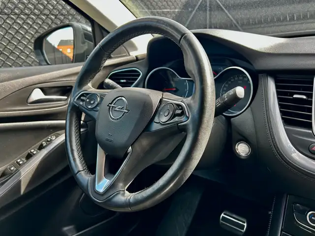 Opel Grandland X view 15