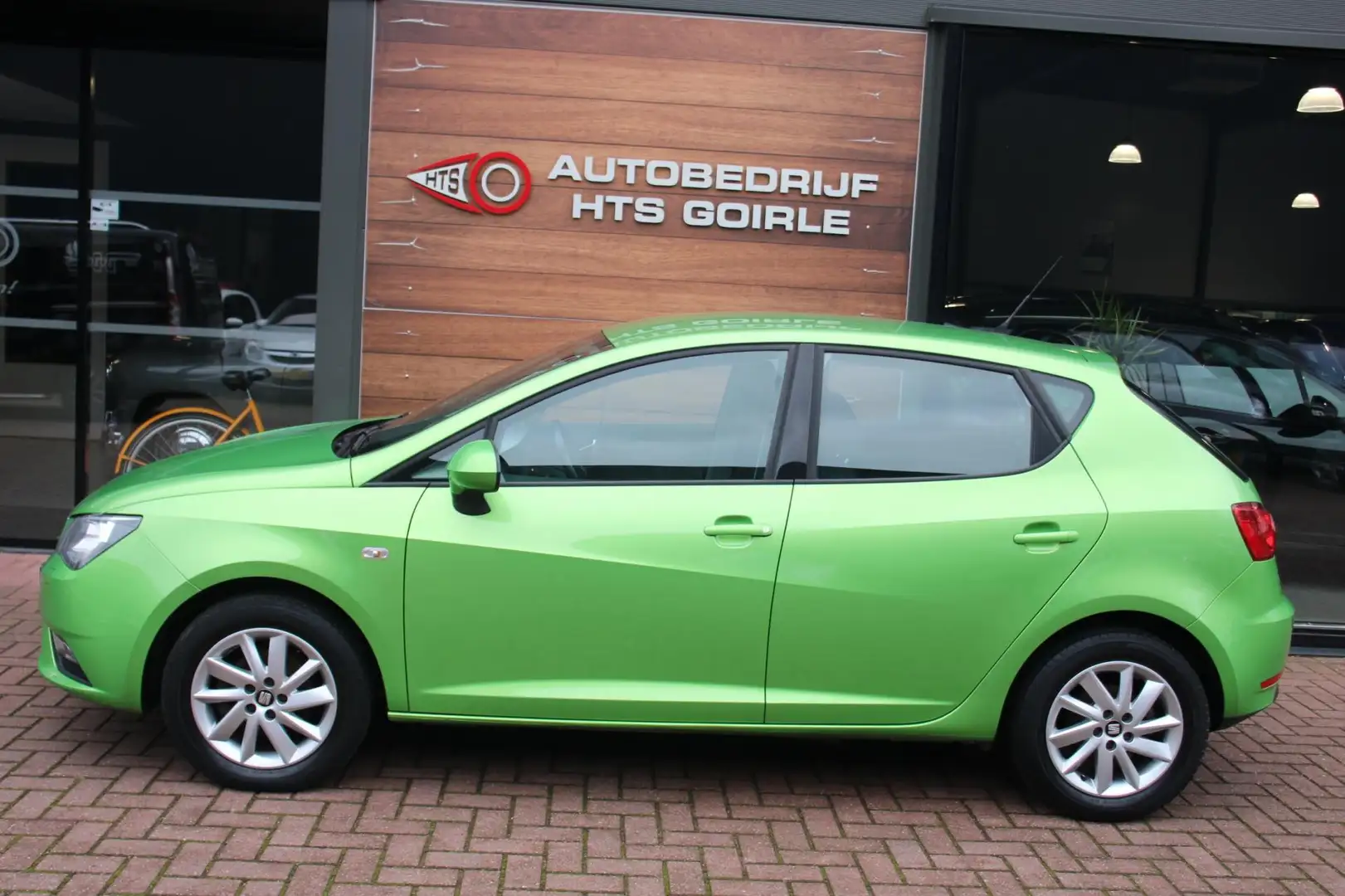 SEAT Ibiza 1.2 TSI Style Groen - 2