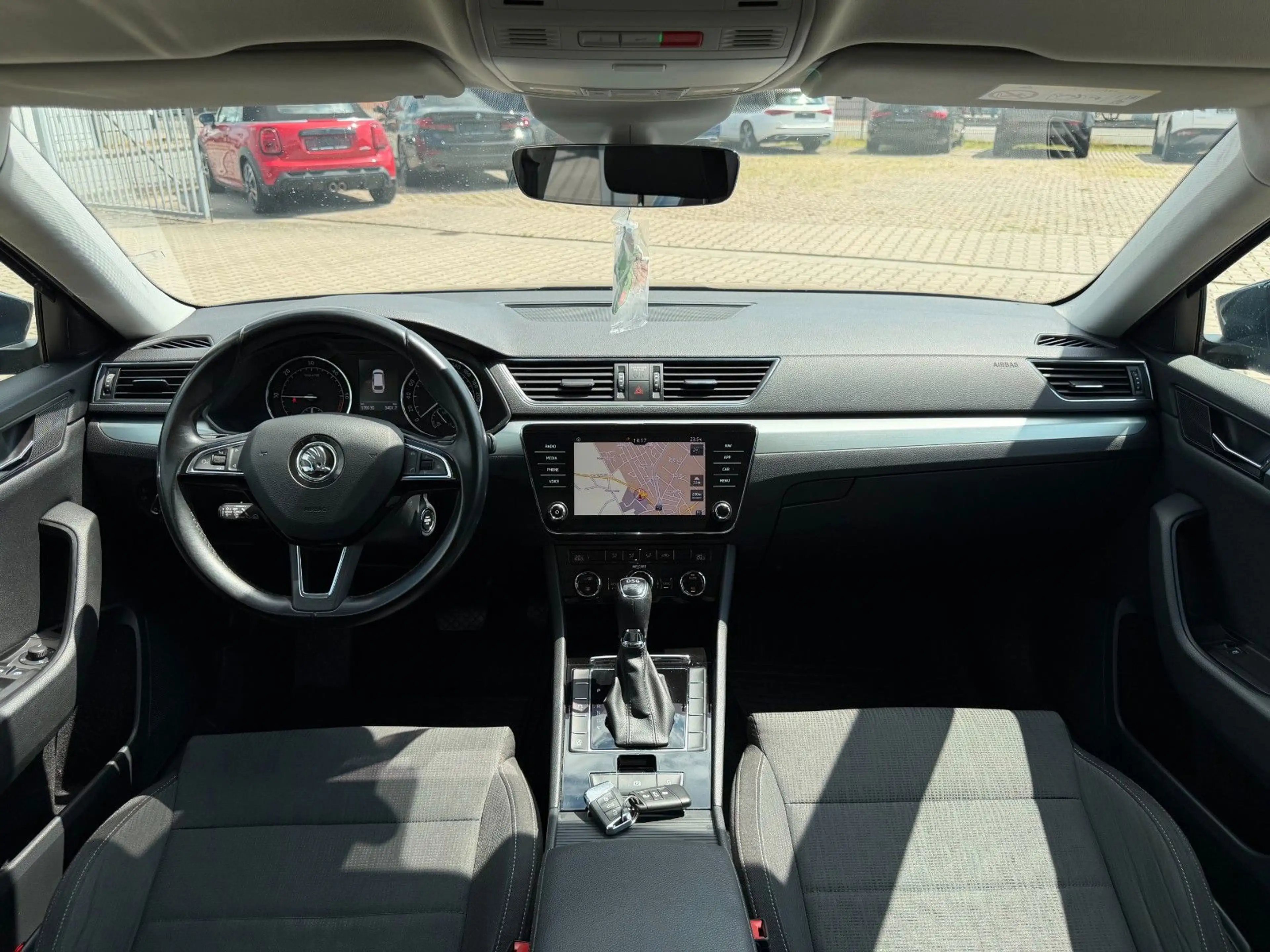 Skoda Superb Combi Ambition Auto*ACC*AHK*Klima*Xenon — photo 3
