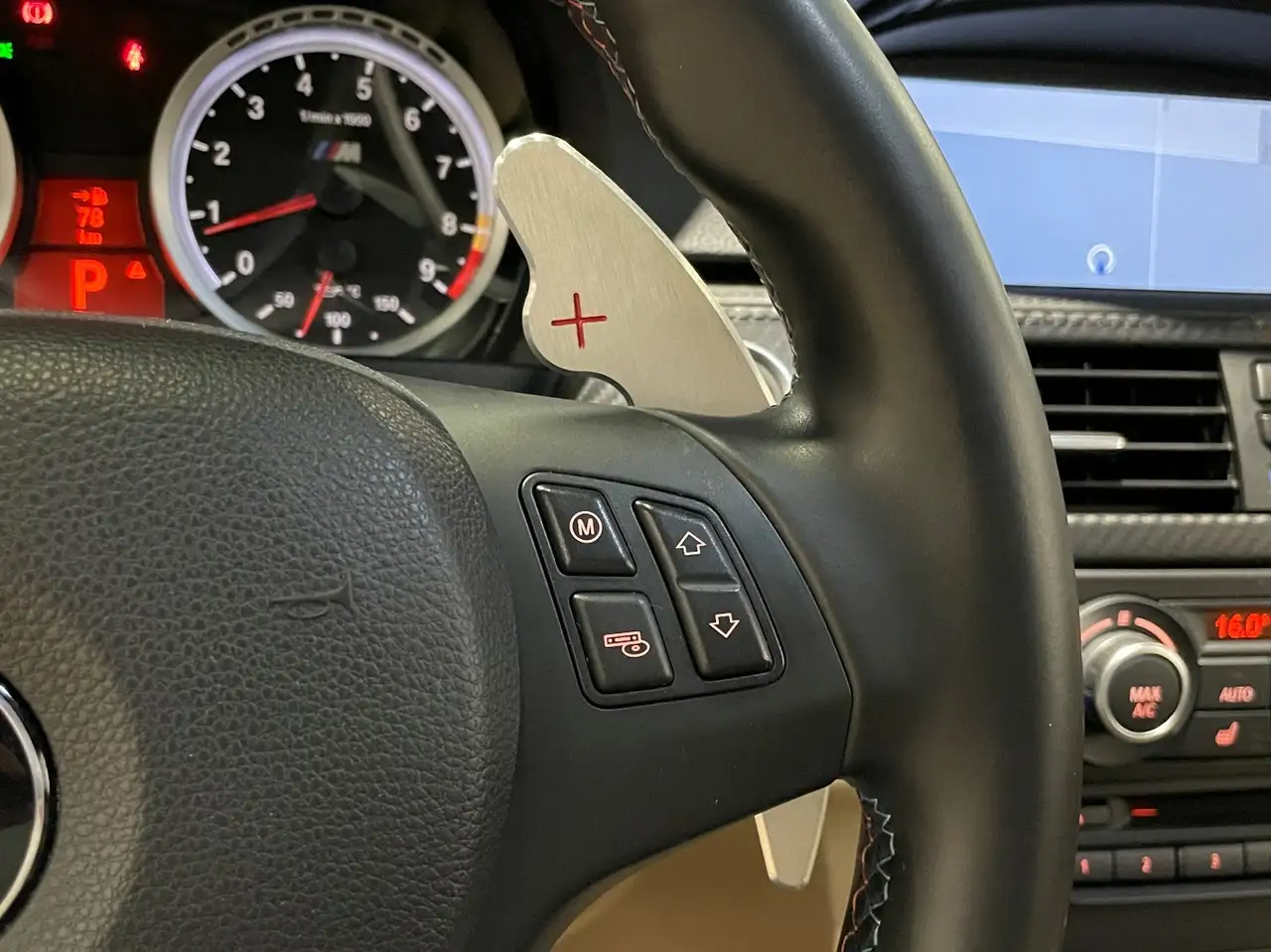 BMW M3 снимка BMW M3