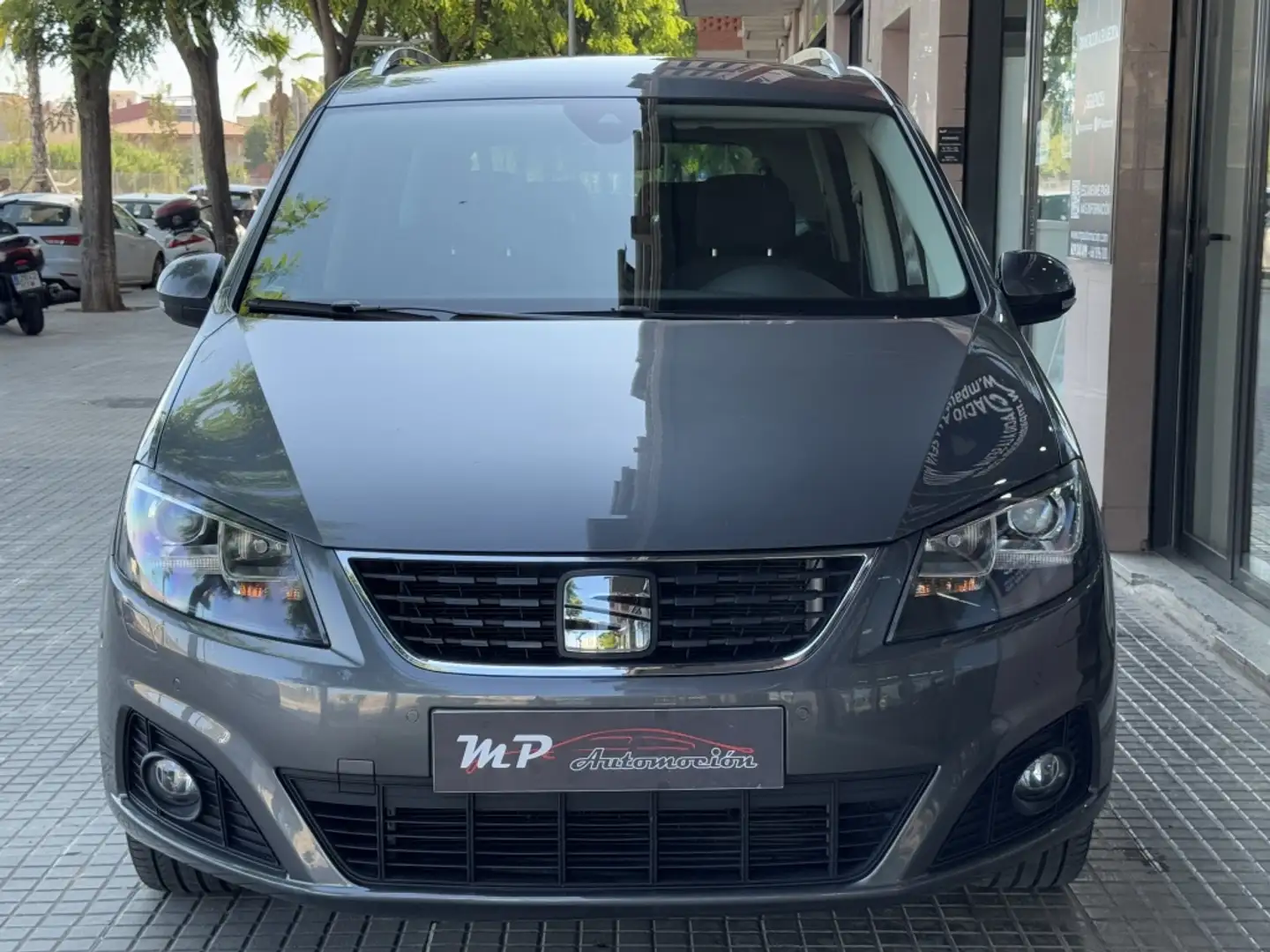 SEAT Alhambra 1.4 TSI S&S Xcellence DSG 7 plazas Gris - 2