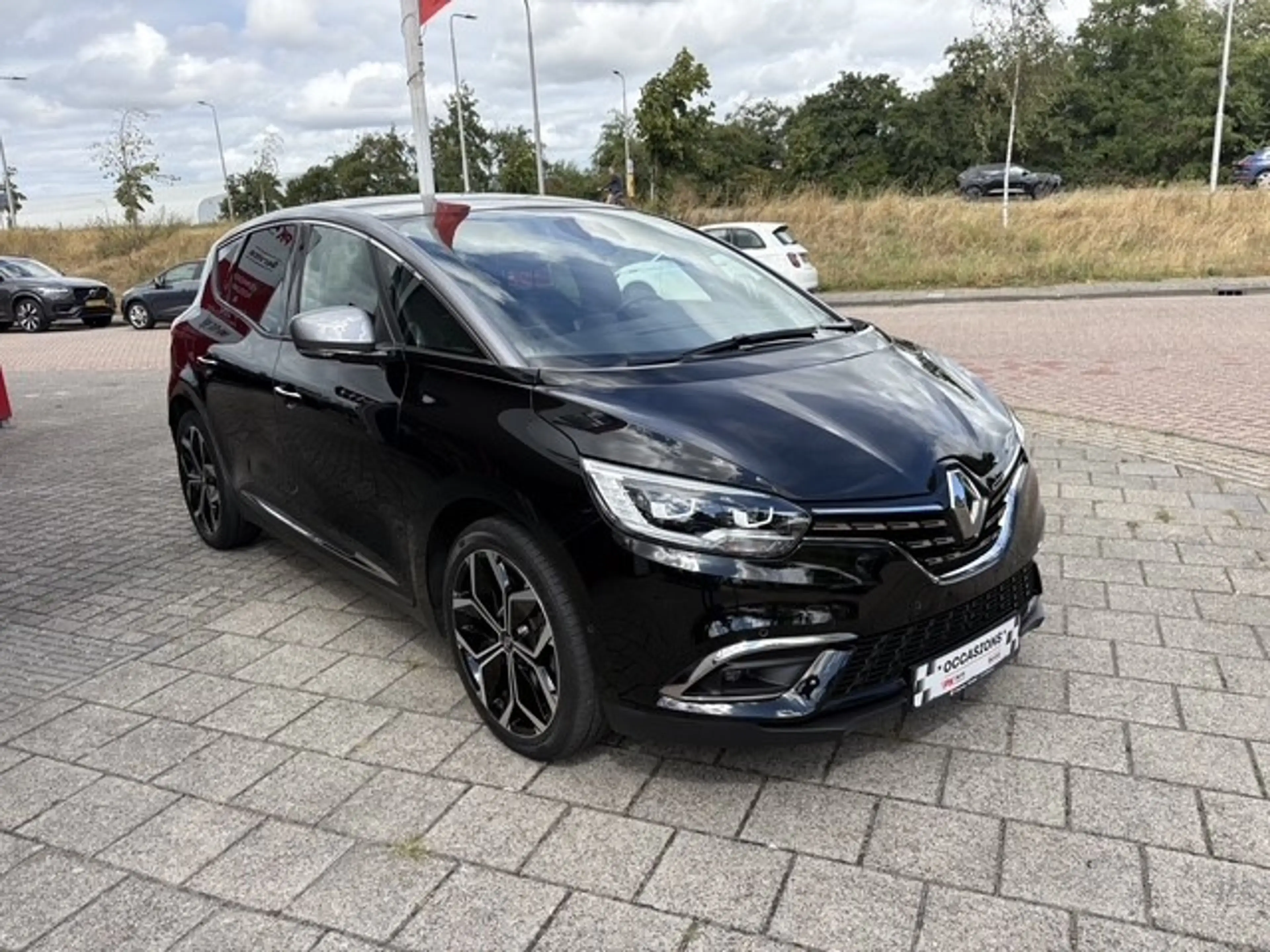 Renault Scenic 1.3 TCe Intens | Navi | Pano | Camera | 28.987 km — photo 5