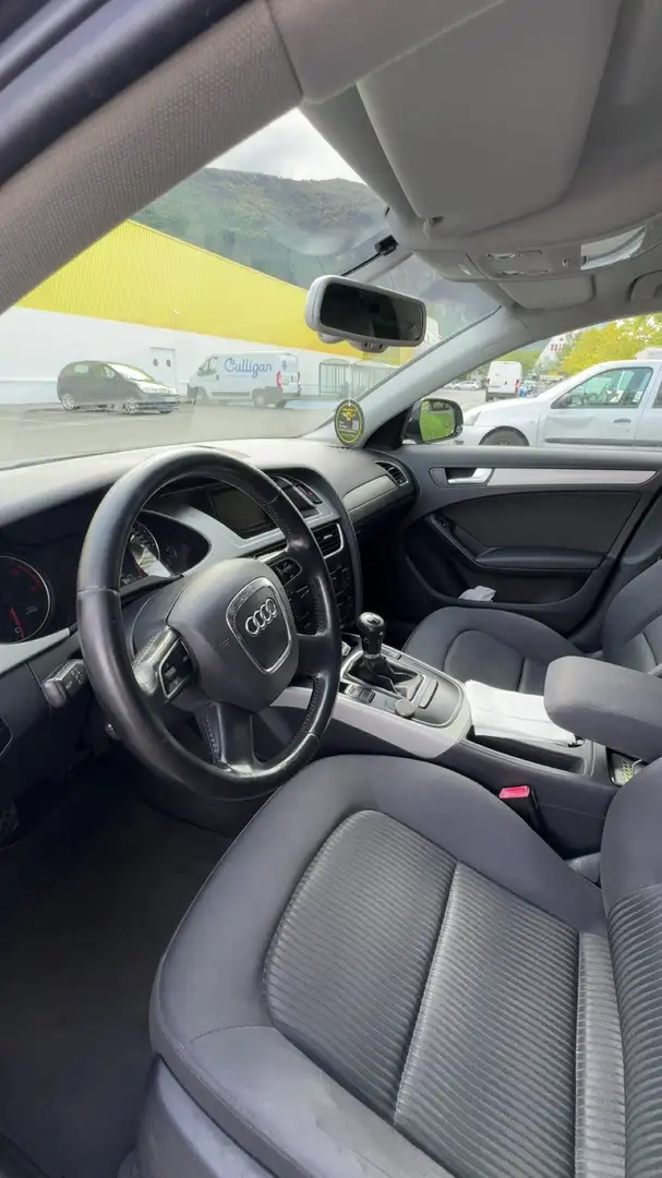 Audi A4 2.0 TDI 136 DPF Ambition Luxe - 2