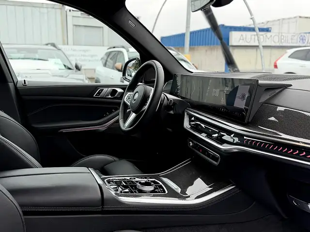 BMW X5 xDrive50e PHEV Aut. M-Sport Pro AHK Massage Pan... Ansicht 16