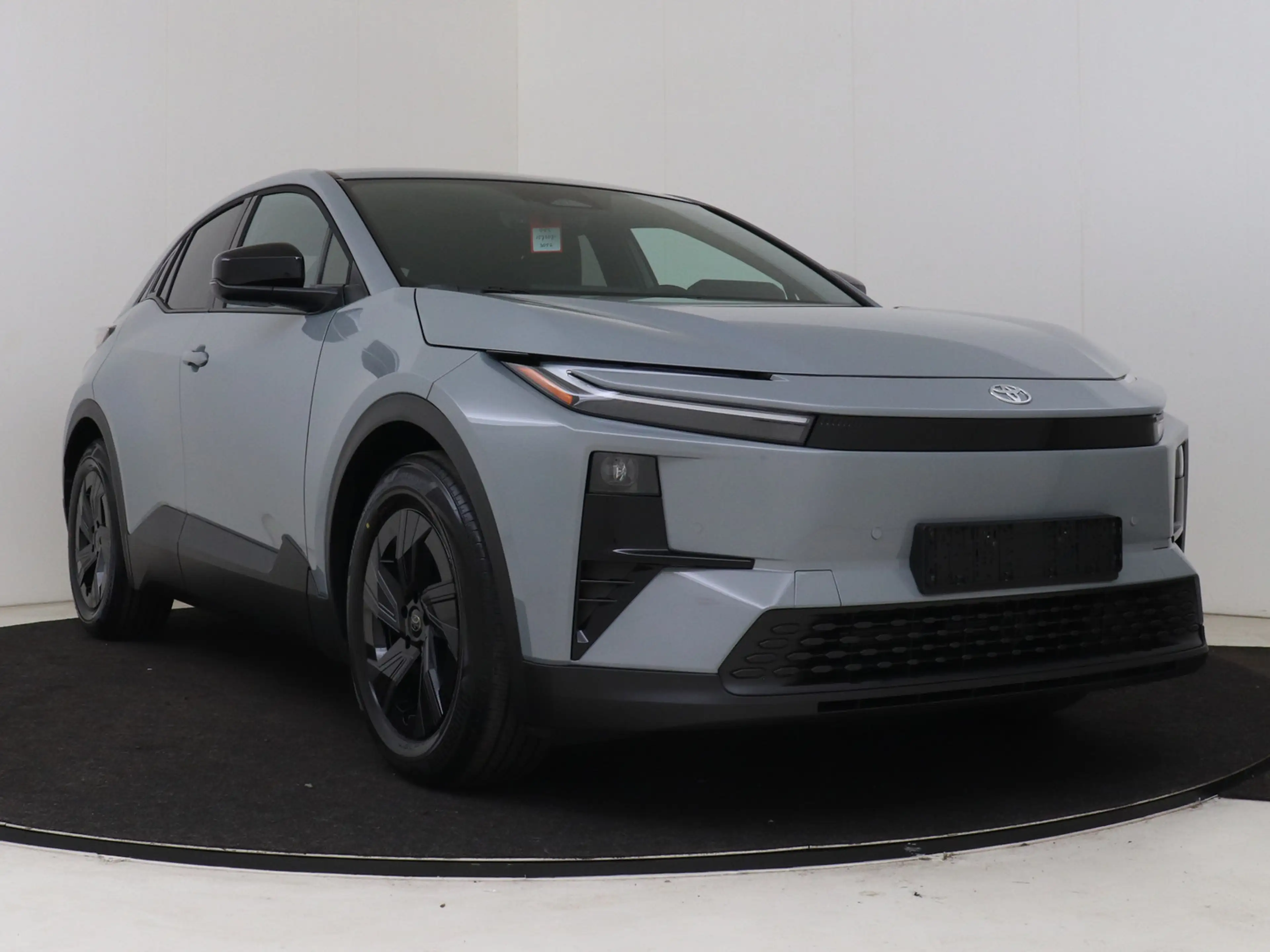Toyota C-HR+ Demo First Edition 77 kWh — photo 14