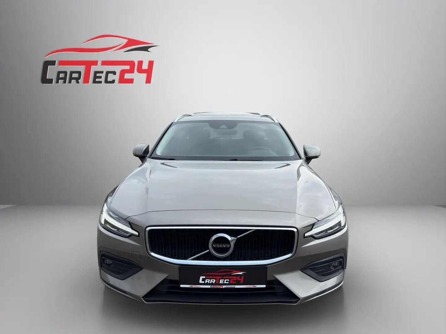 Volvo V60 B4 Momentum Pro Aut. *1. Besitz, PANO, LED, LHZ* - 2