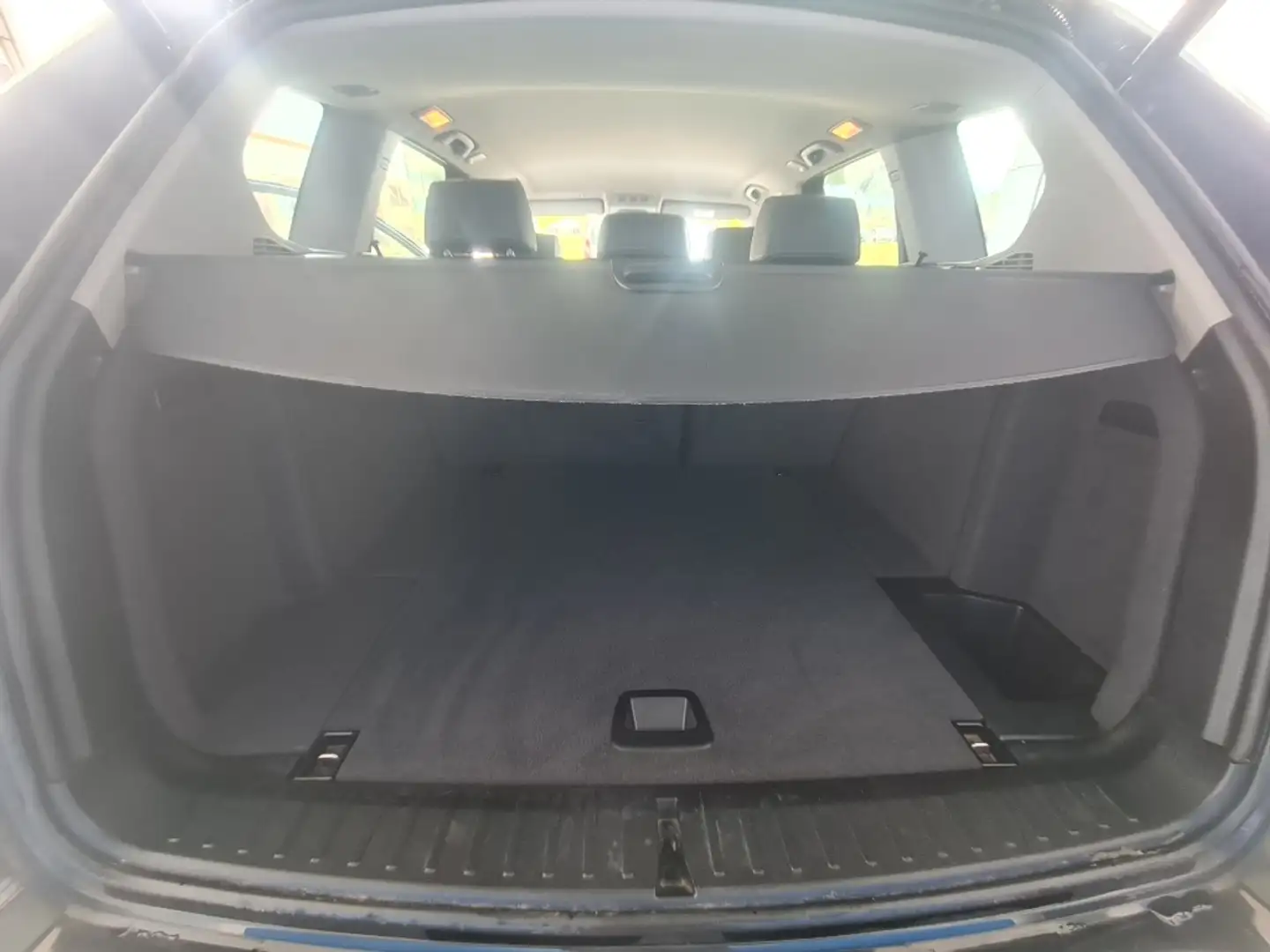 BMW X3 xDrive 20dA Negro - 2