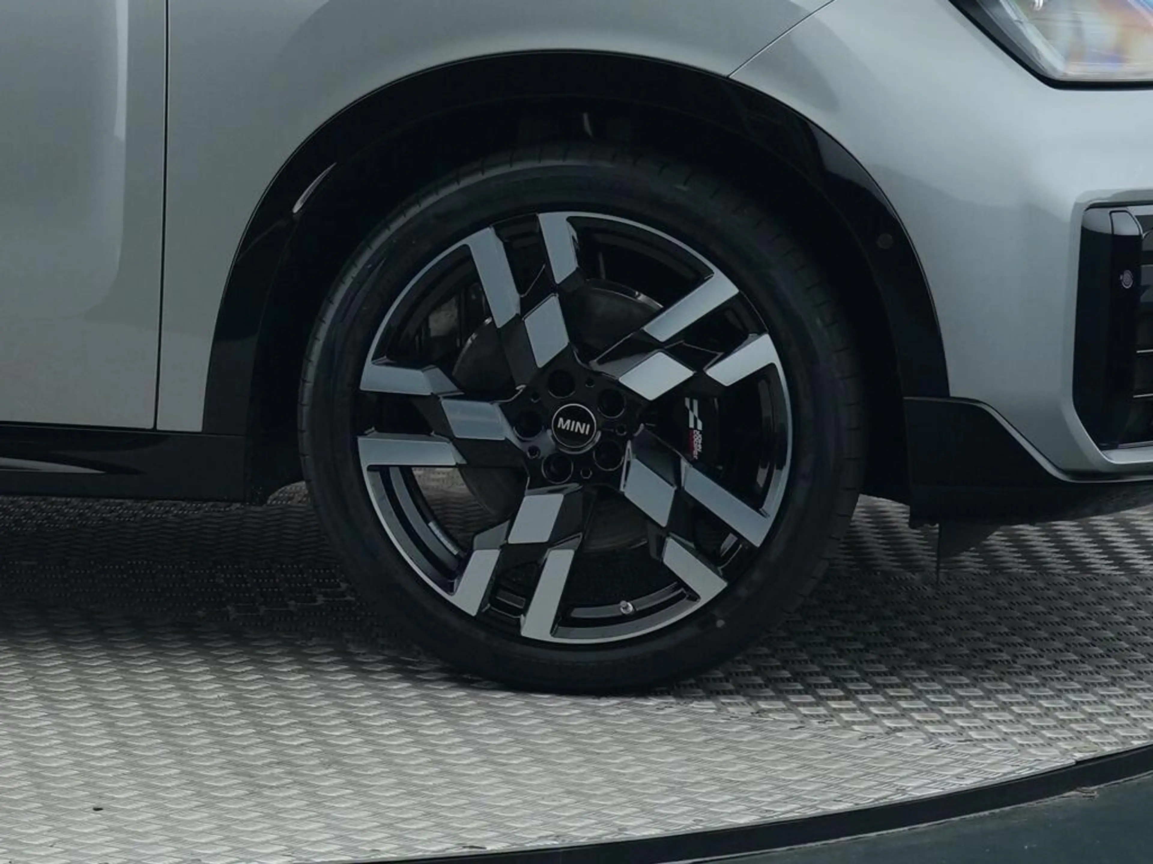 MINI Cooper Countryman 2.0 S ALL4 John Works XL — photo 15