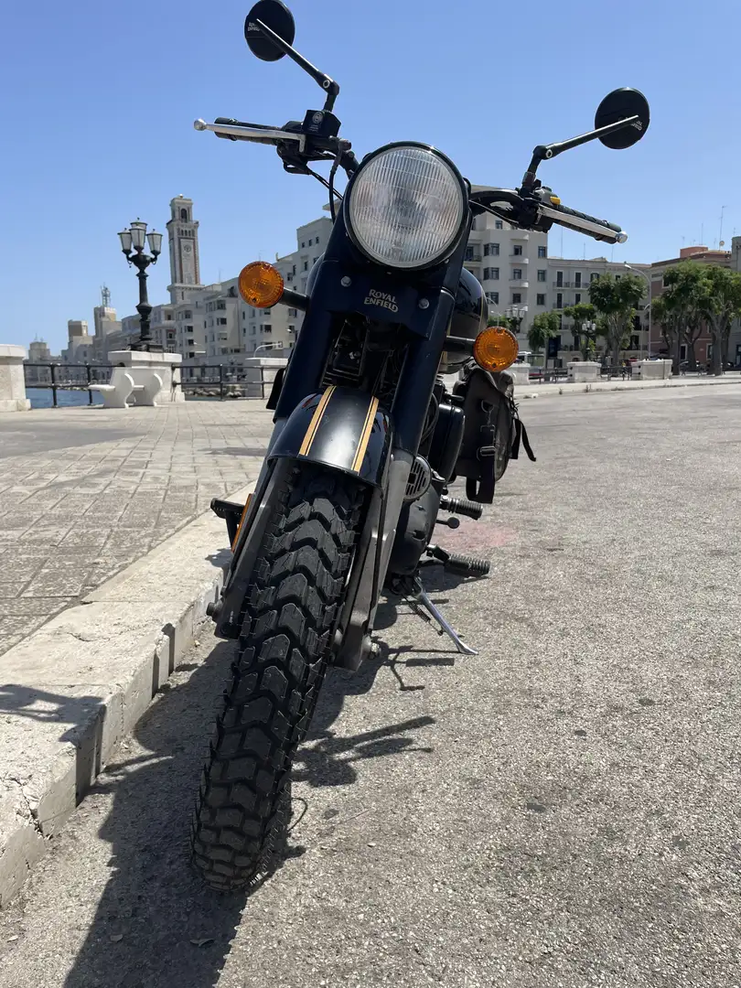 Royal Enfield Classic Tribute Black Fekete - 1