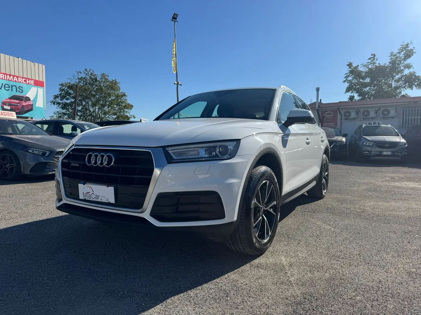 Audi Q5 2.0 tdi Business 190cv s-tronic - 1