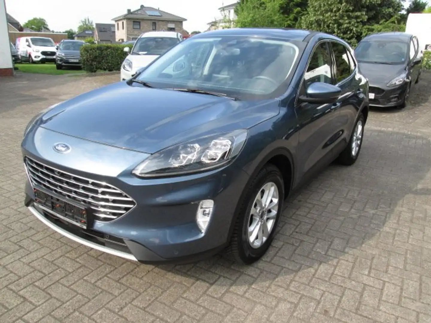 Ford Kuga 2.0 EcoBlue Hybrid TITANIUM X Blau - 1