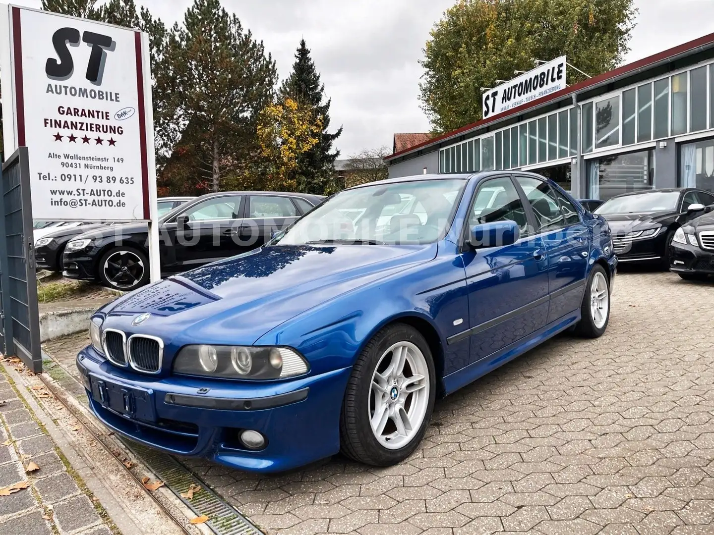 BMW 520 i Lim.*Original M-PAKET ab Werk*INDIVIDUAL* Blauw - 1