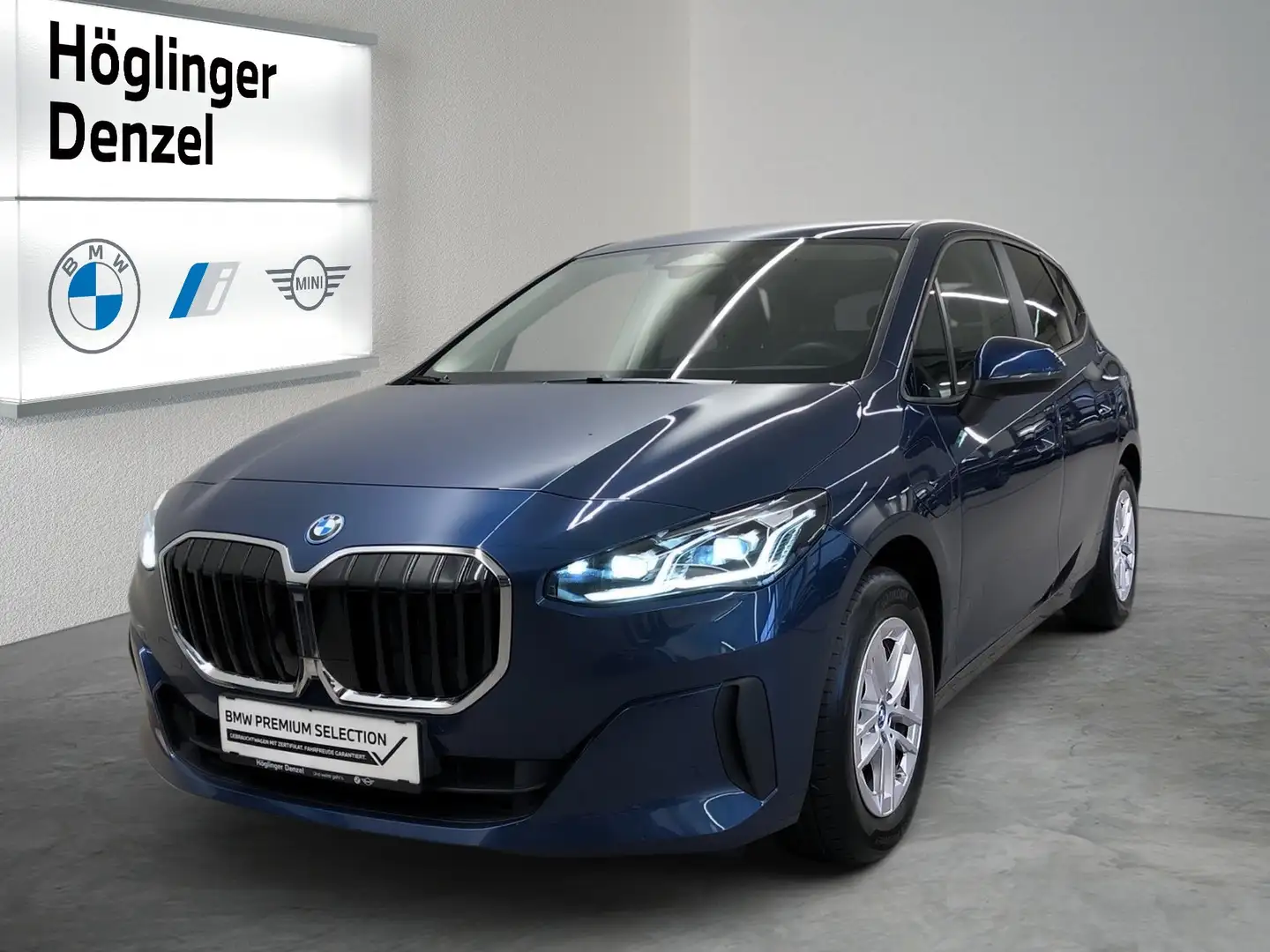 BMW 225 e xDrive Blau - 1