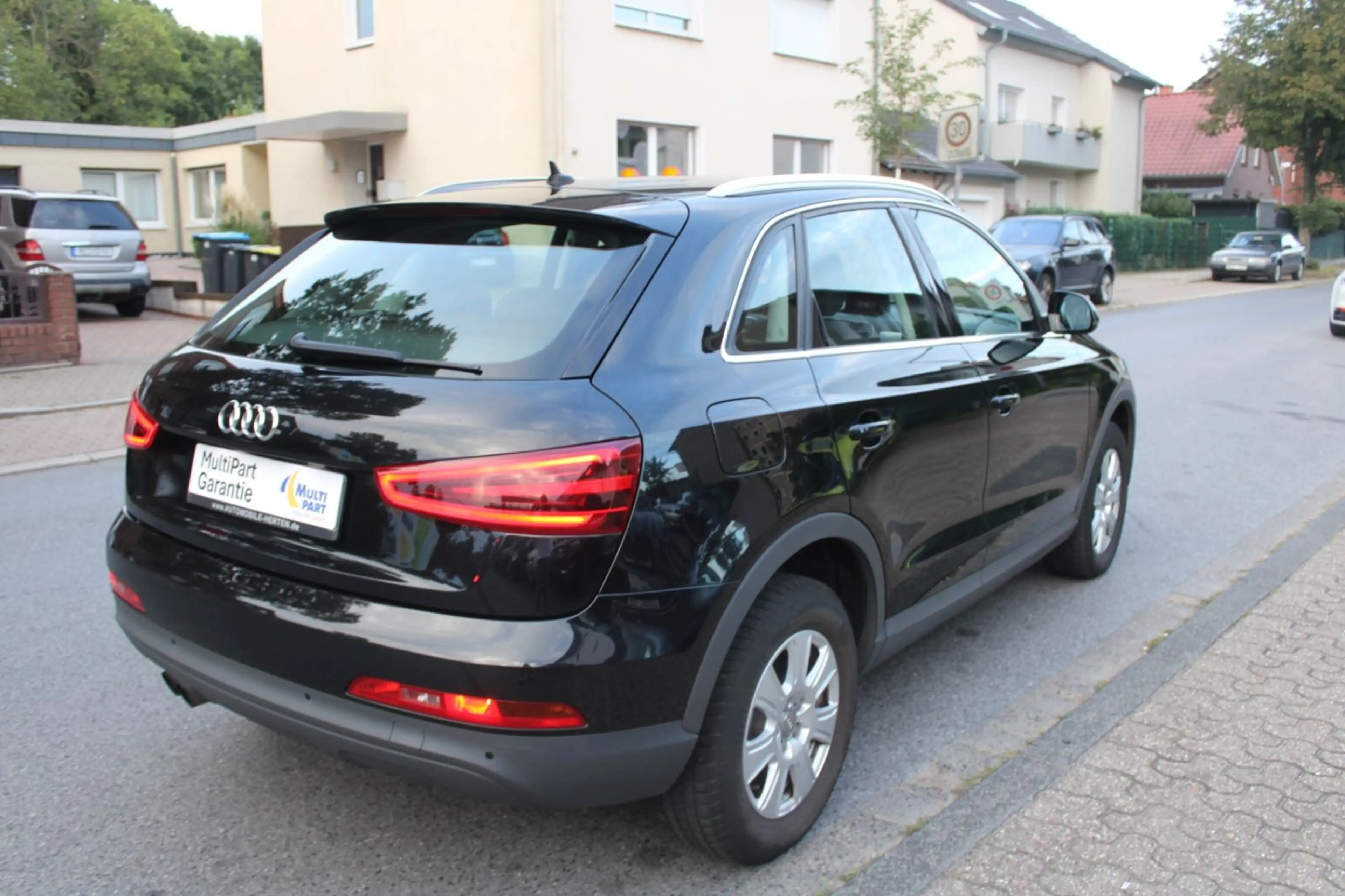 Audi Q3 2.0 TDI Quattro*NAVI*XENON*TEMPOMAT*TOP! — photo 5