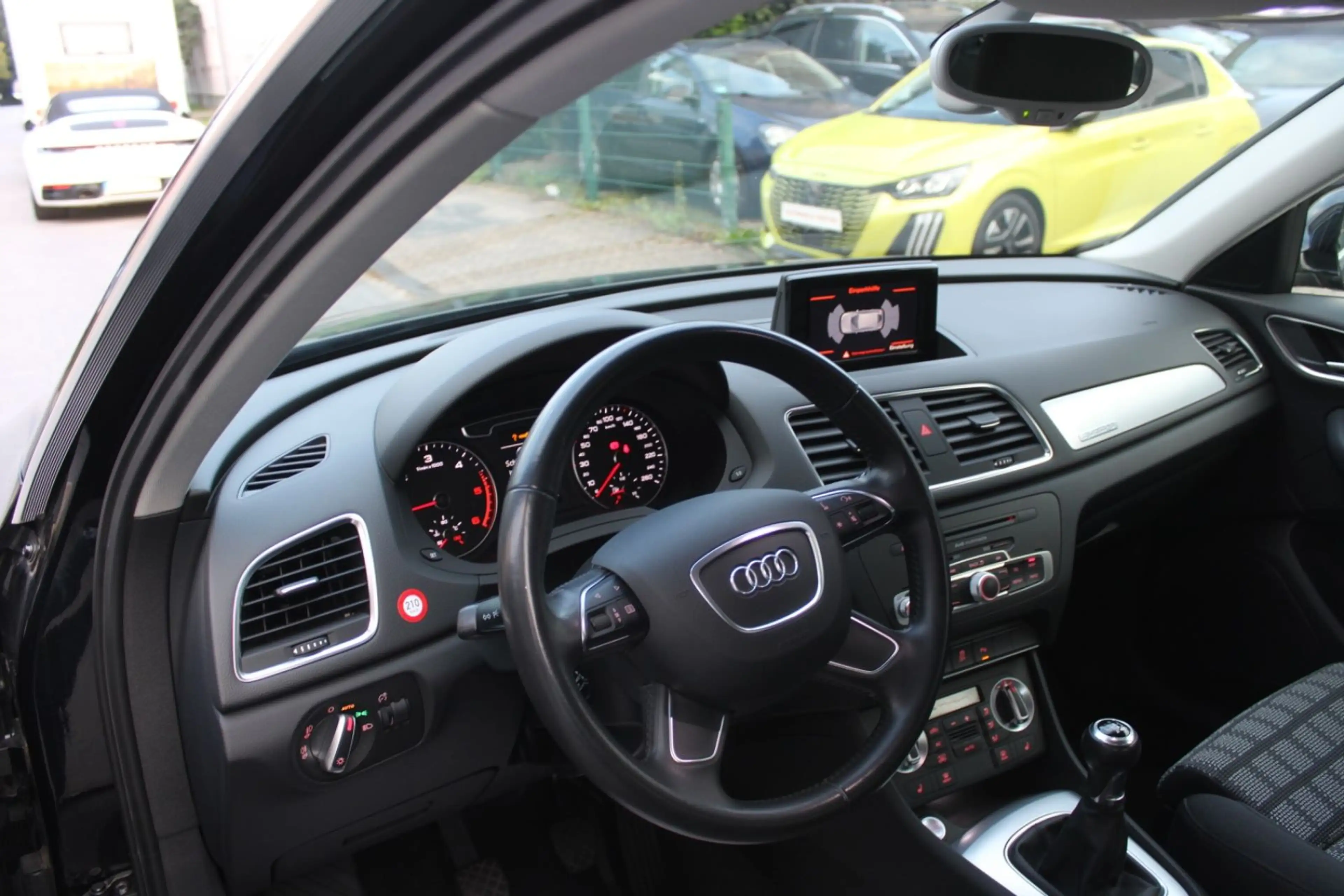 Audi Q3 2.0 TDI Quattro*NAVI*XENON*TEMPOMAT*TOP! — photo 11