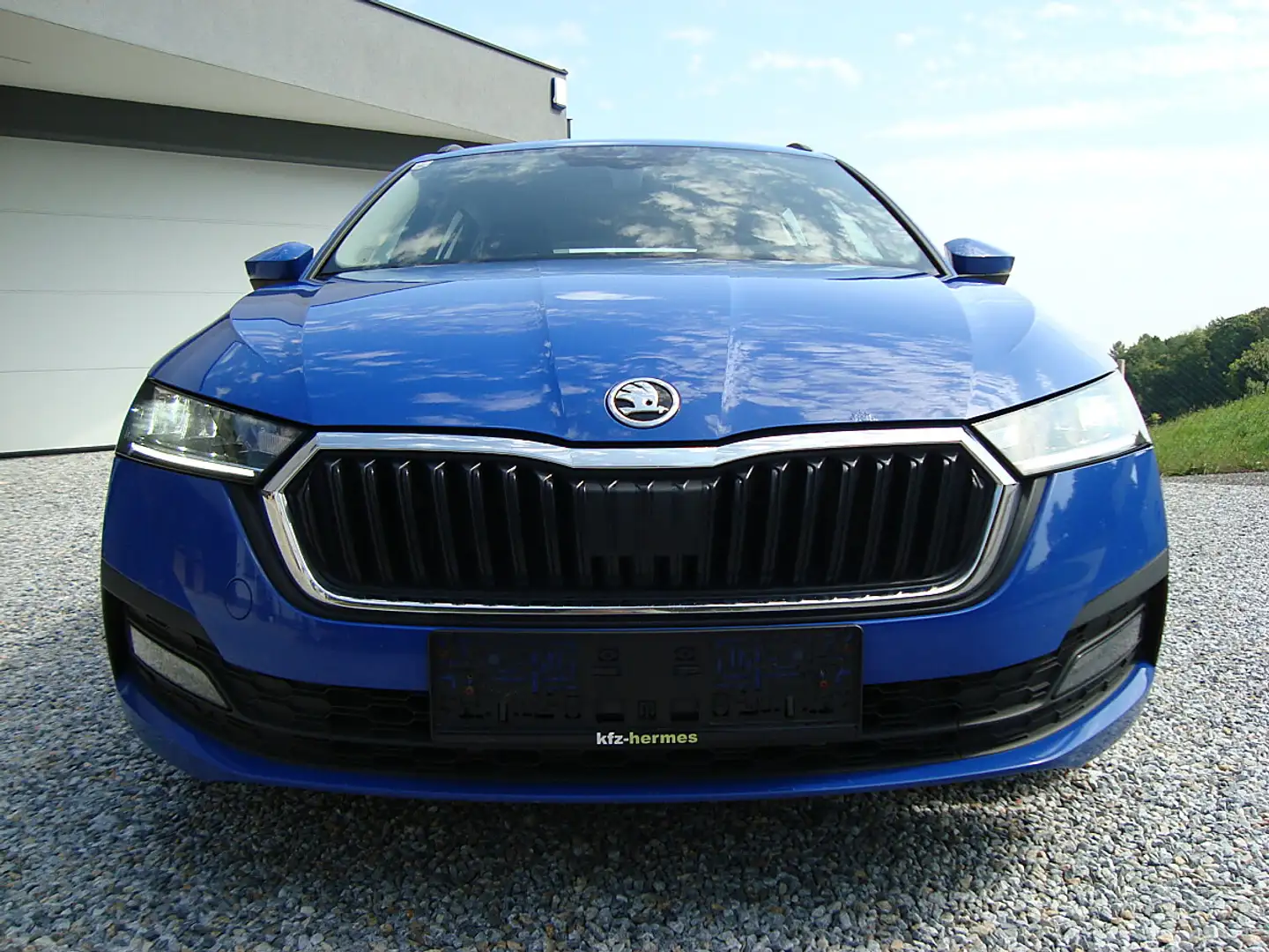 Skoda Octavia Combi 2,0 TDI Style DSG LED Matrix 1-Hand Blau - 1