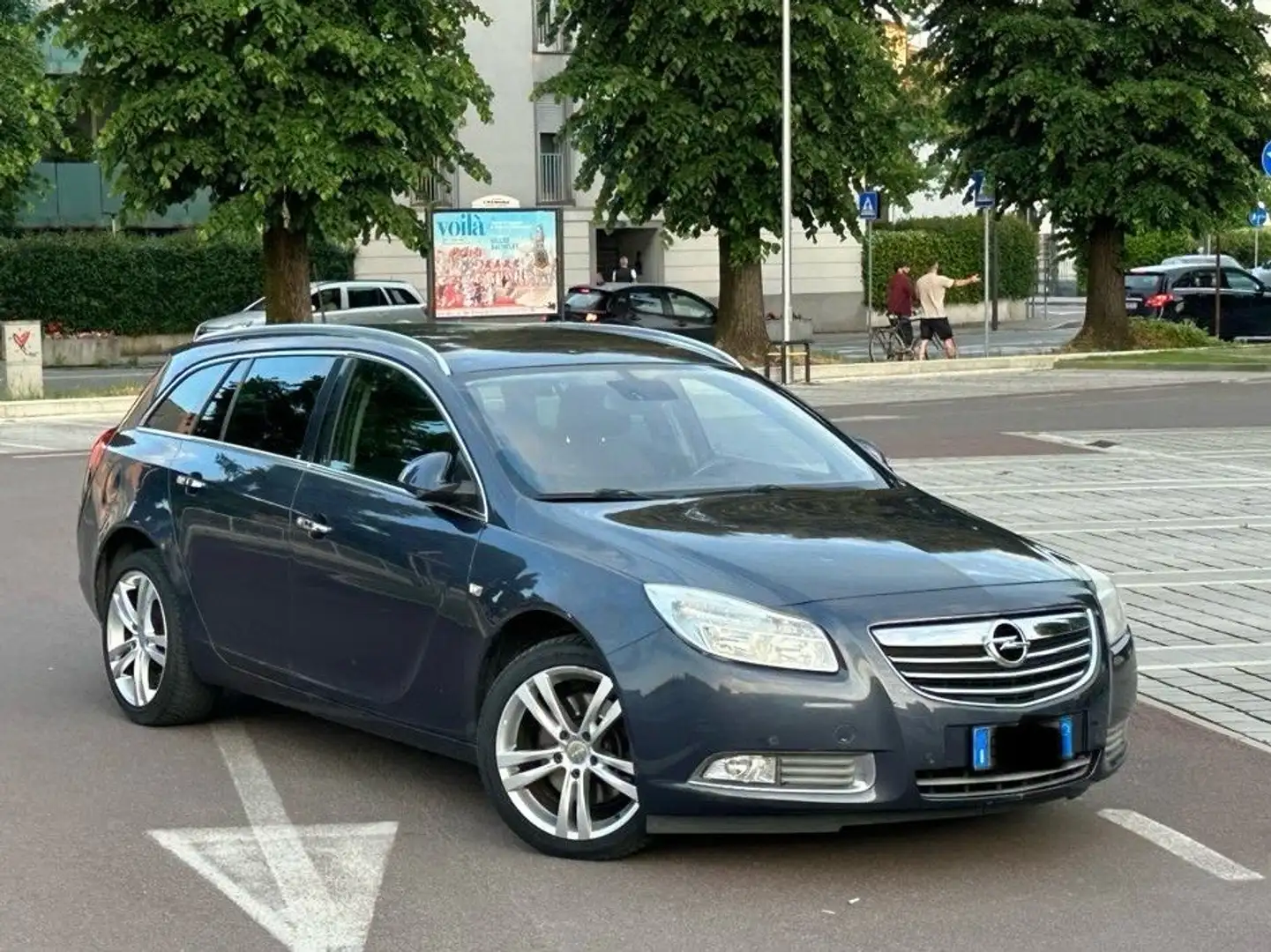 Opel Insignia Sports Tourer 2.0 cdti Cosmo 160cv - 1