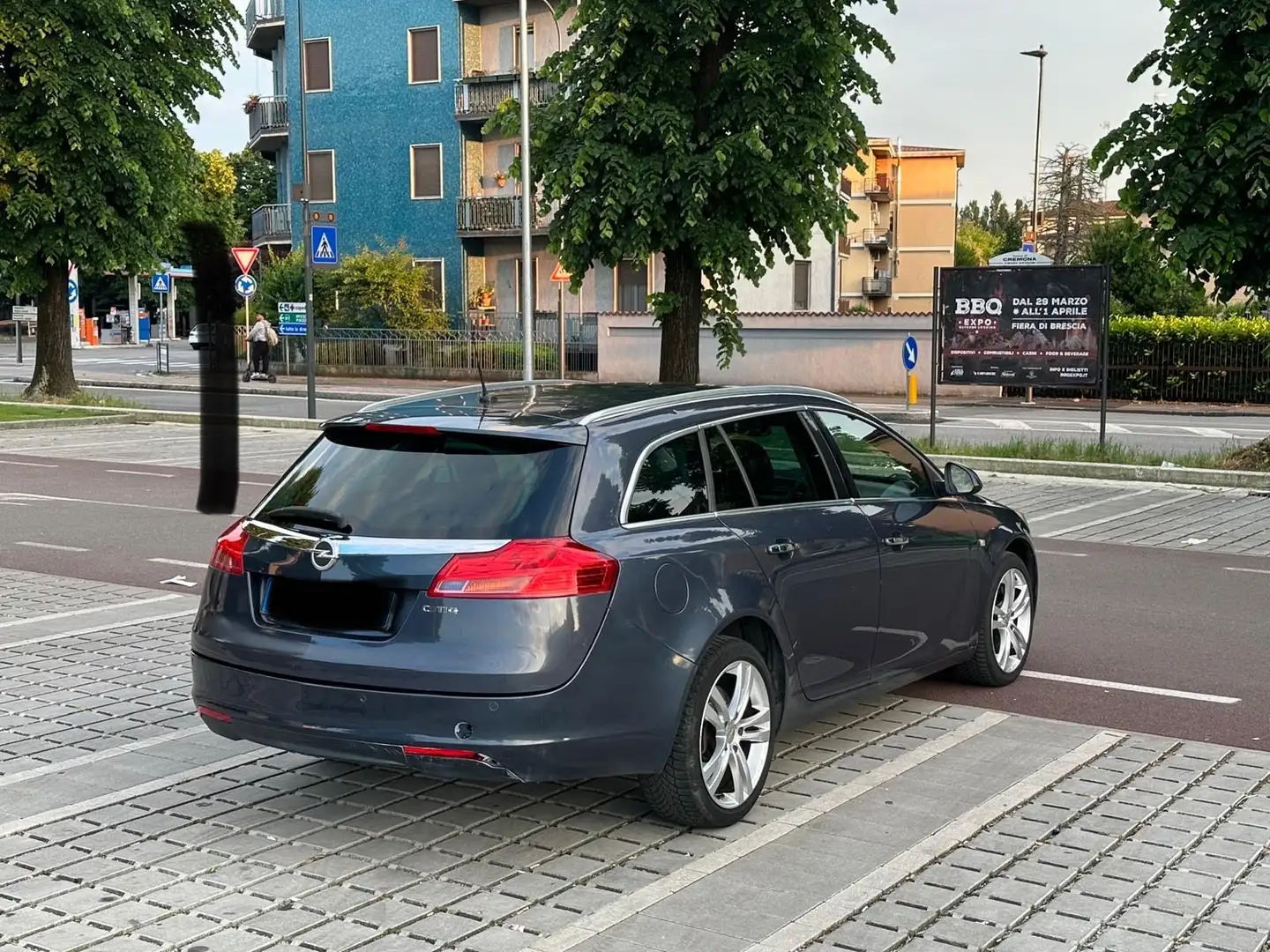 Opel Insignia Sports Tourer 2.0 cdti Cosmo 160cv - 2