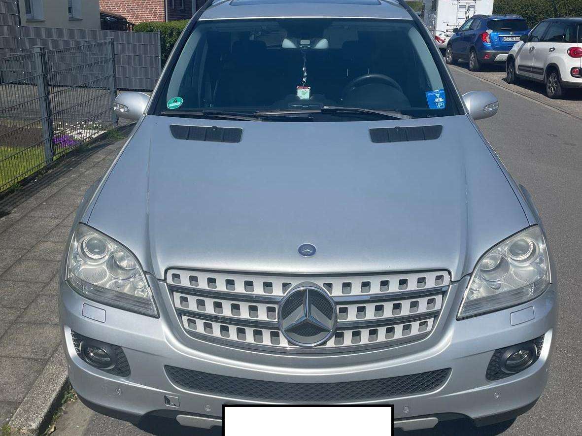 Second hand Mercedes Benz Ml-Class 
