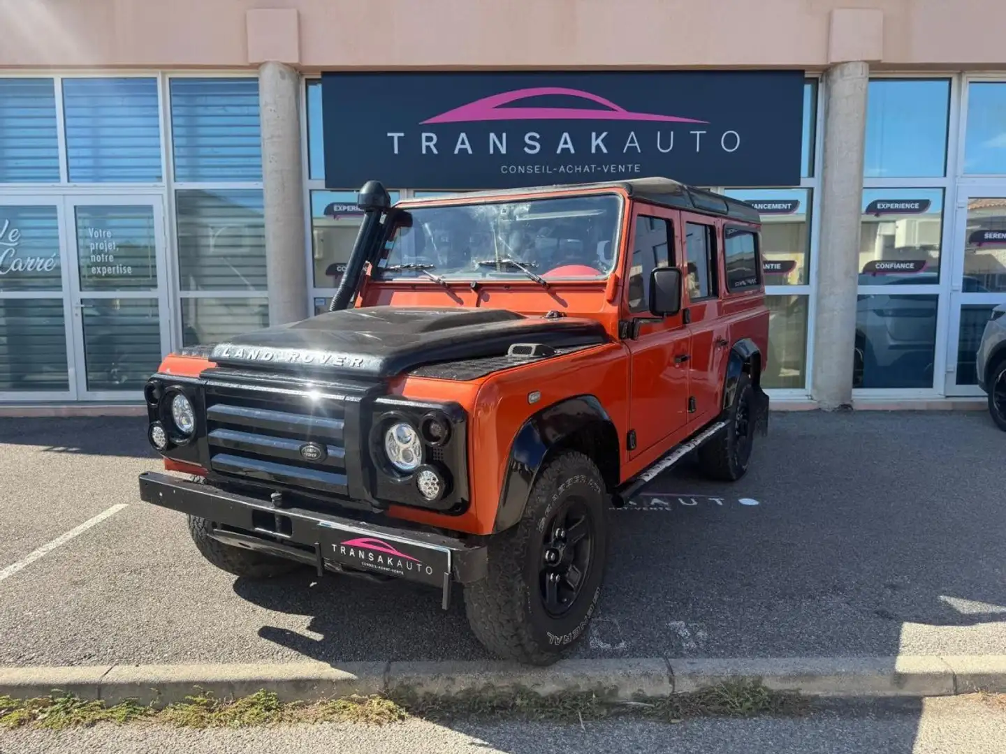 Land Rover Defender 110 II STATION WAGON 110 SE Auriu - 1