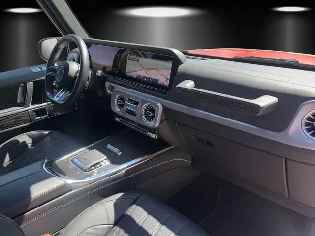 Mercedes-Benz G-Class view 13