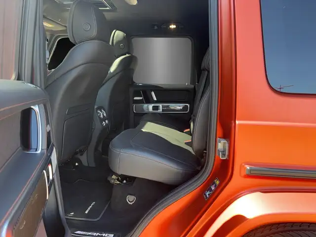 Mercedes-Benz G-Class view 11
