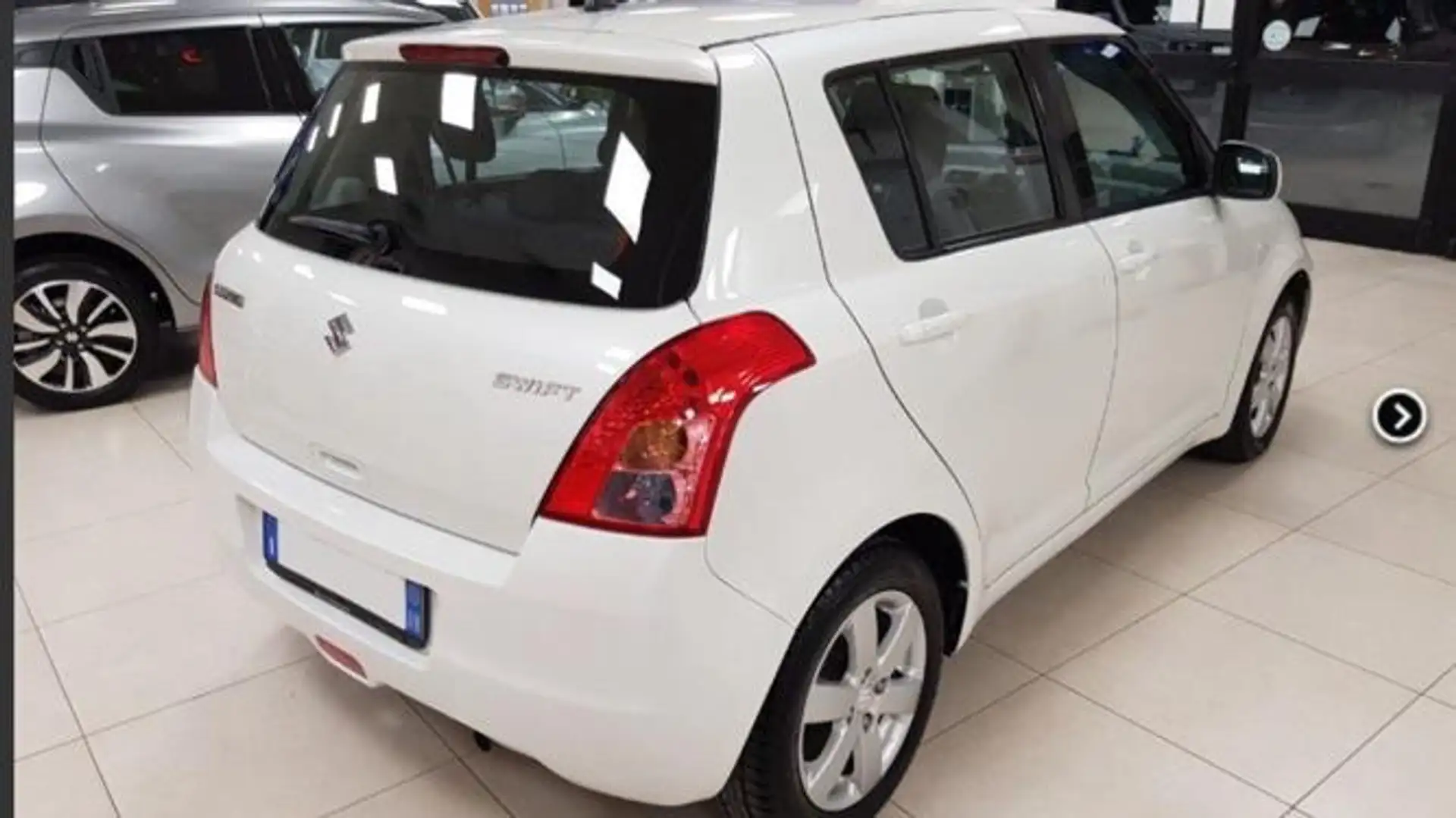 Suzuki Swift 1.3 DDiS 5p. GL Safety Pack Bianco - 2