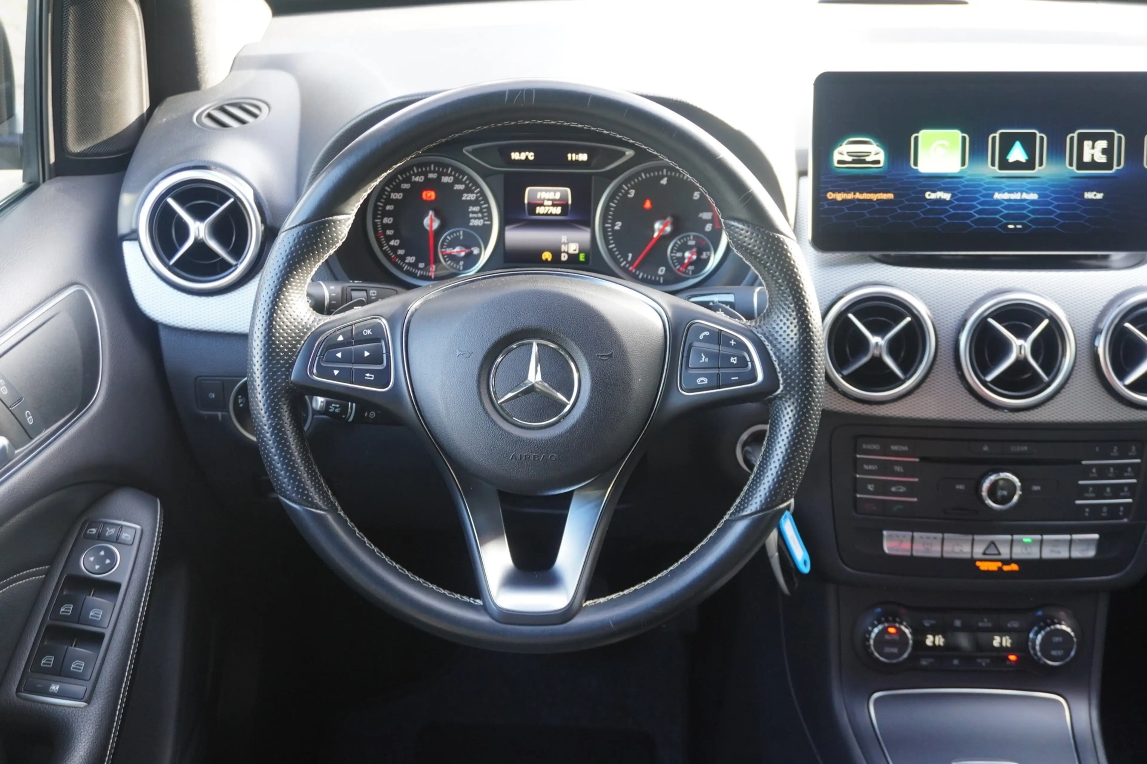 Mercedes-Benz B 220 B220 CDI AT Xenon Navi Standheizung Klimaaut. — photo 15
