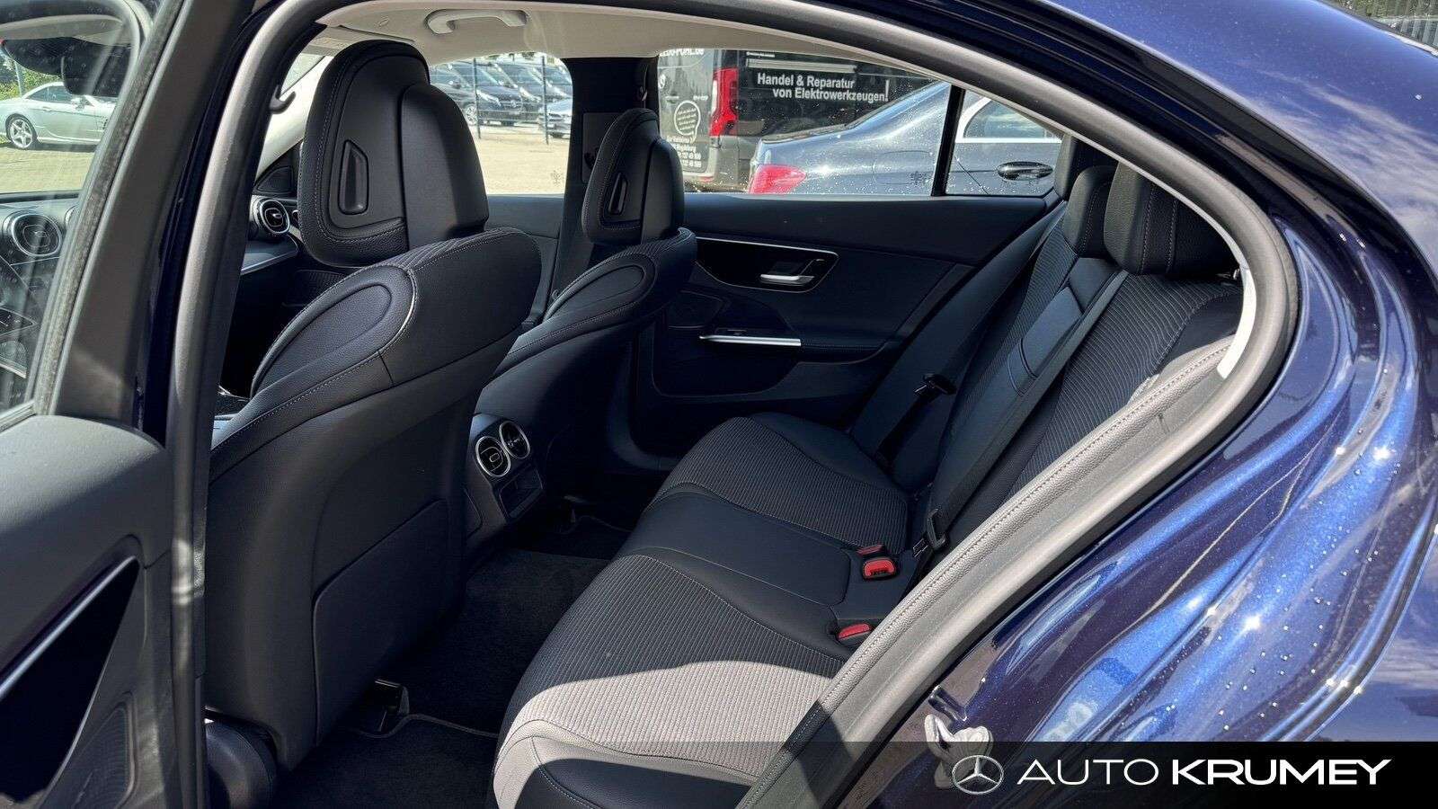 Mercedes-Benz C 180